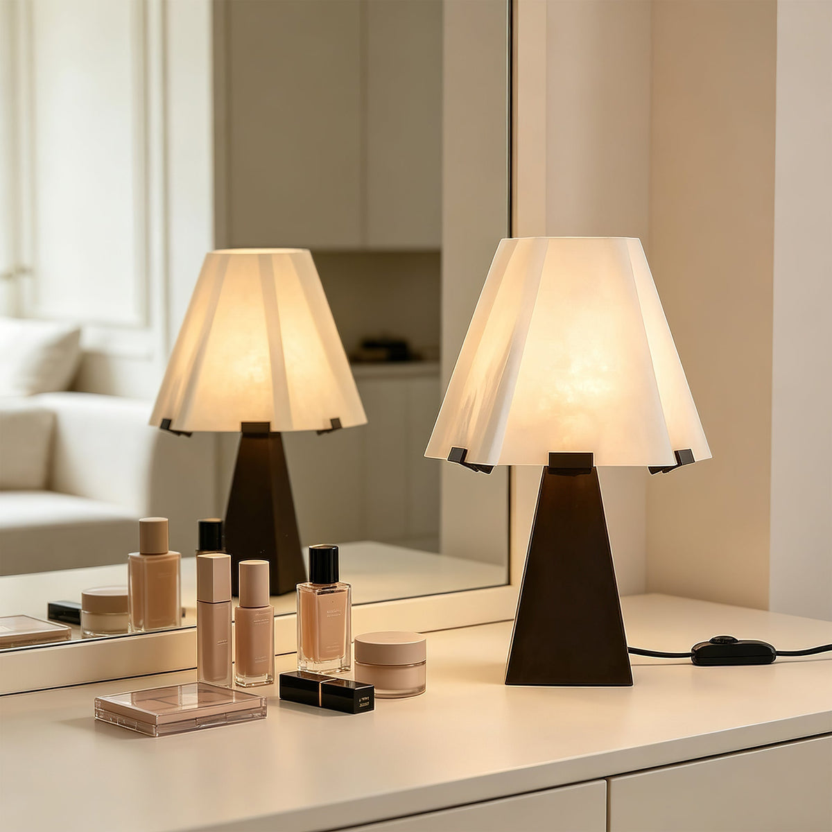 Sorevane Table Lamp