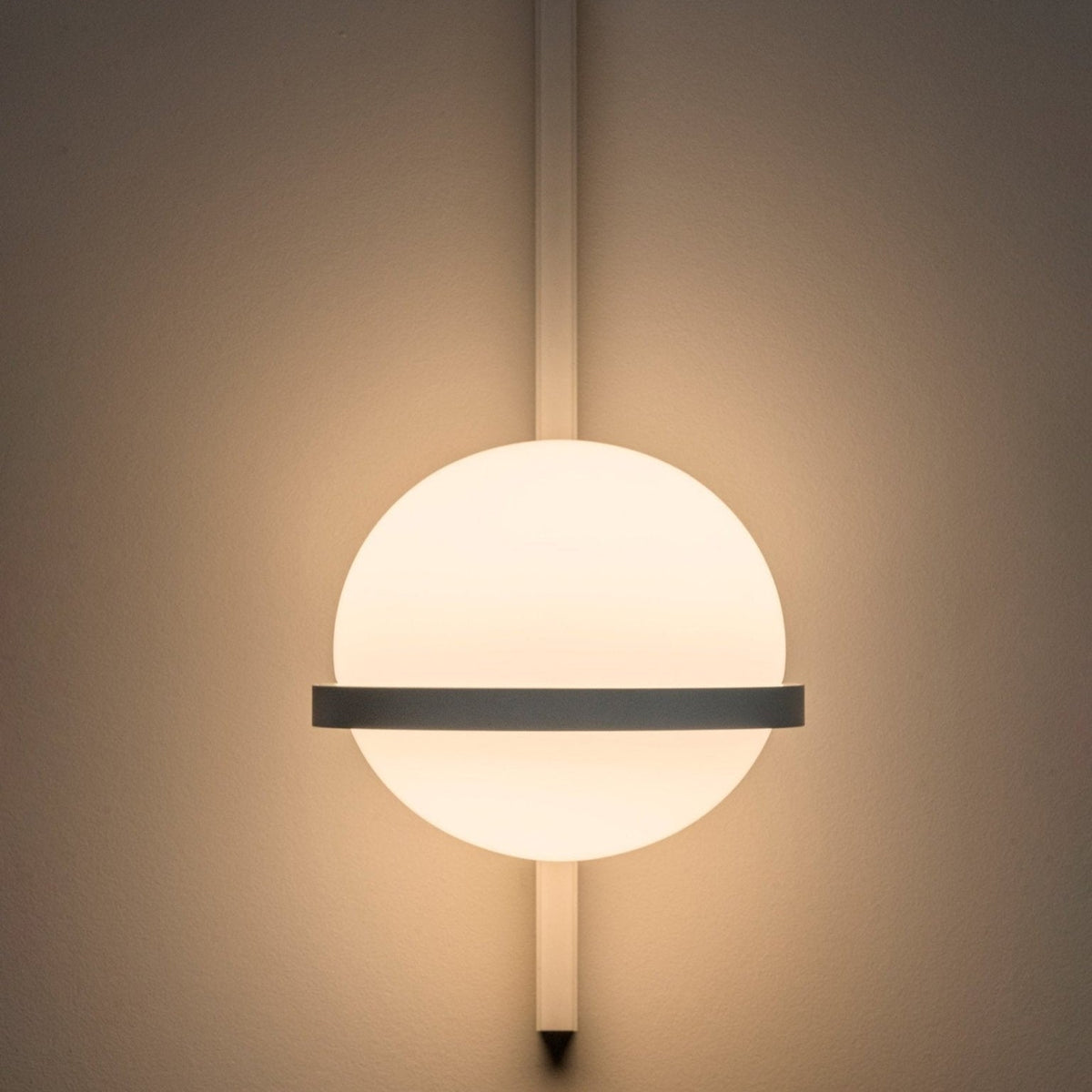 Suren Indoor Outdoor Wall Light