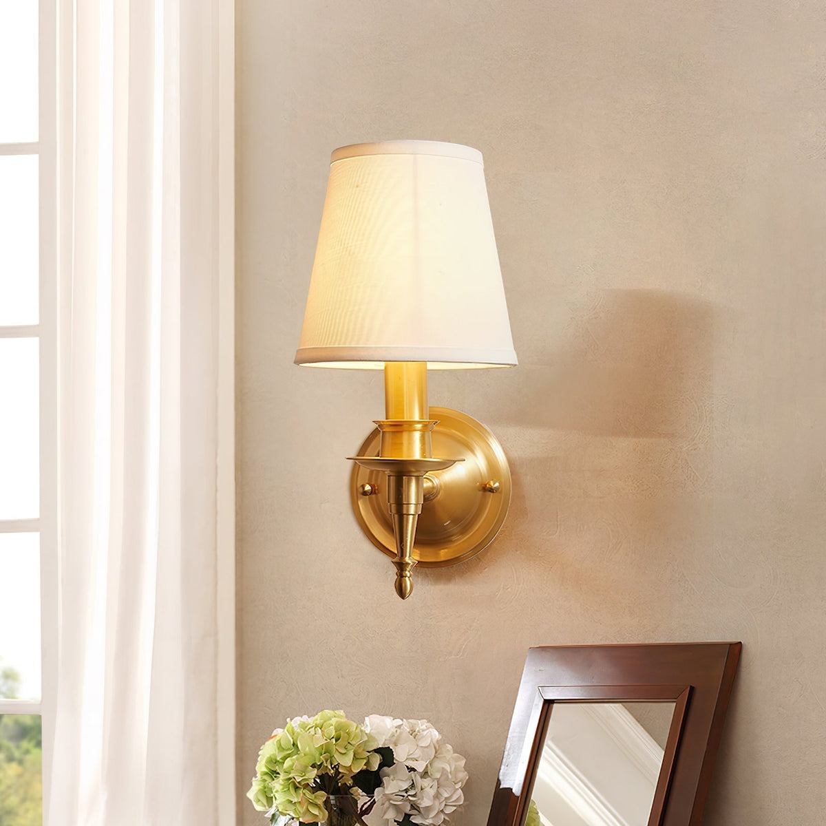 Viraeelle Wall Lamp