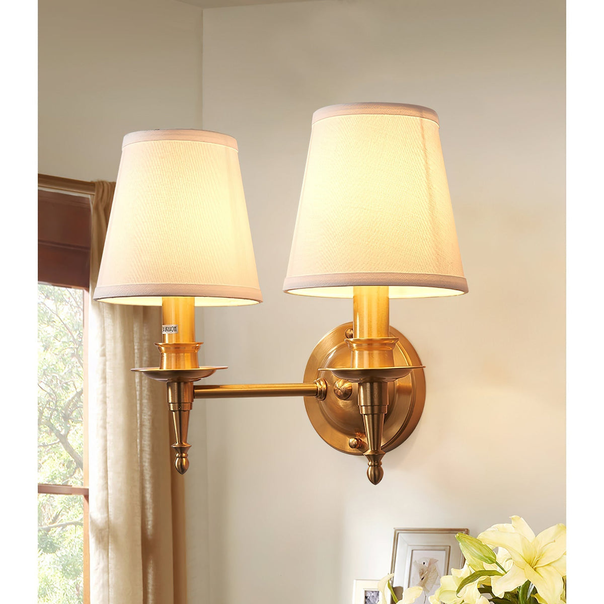 Viraeelle Wall Lamp