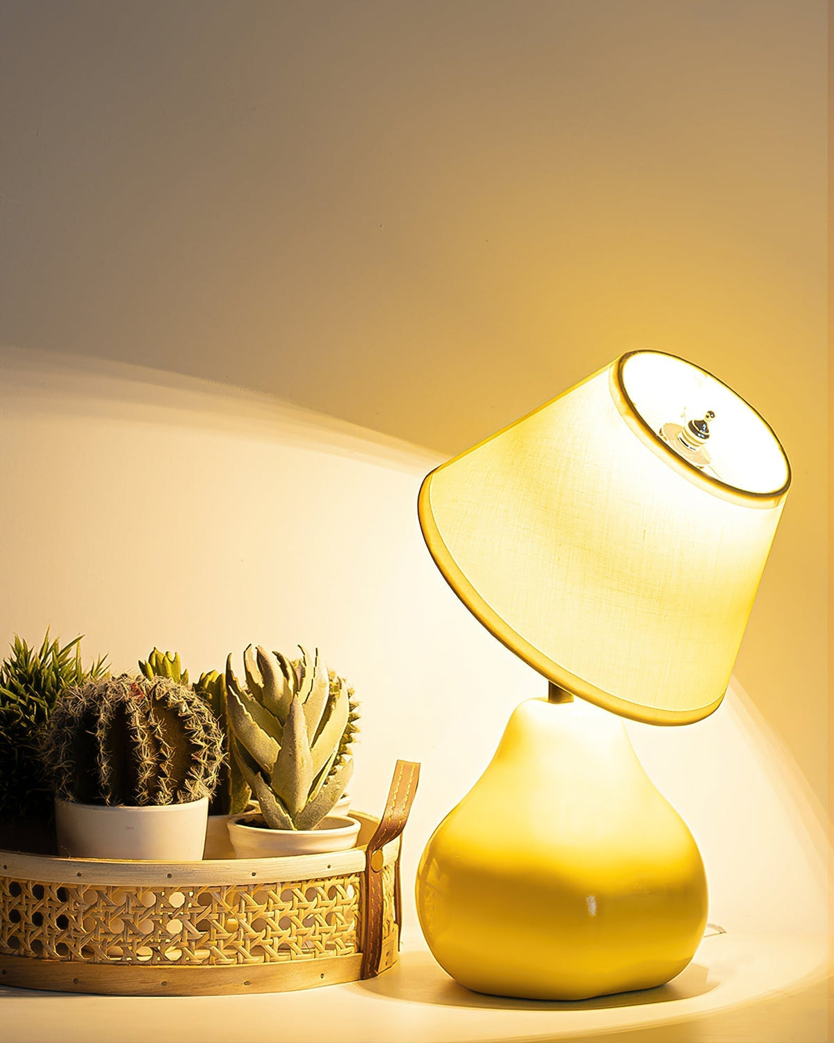 Elaenora Table Lamp