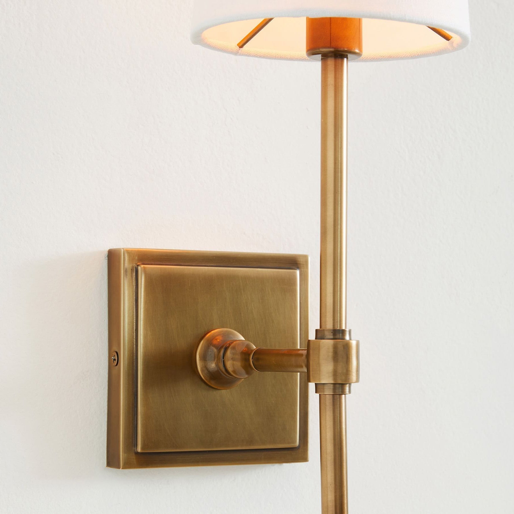 Vicarara Vintage Industrial Brass Fabric Wall Lamp