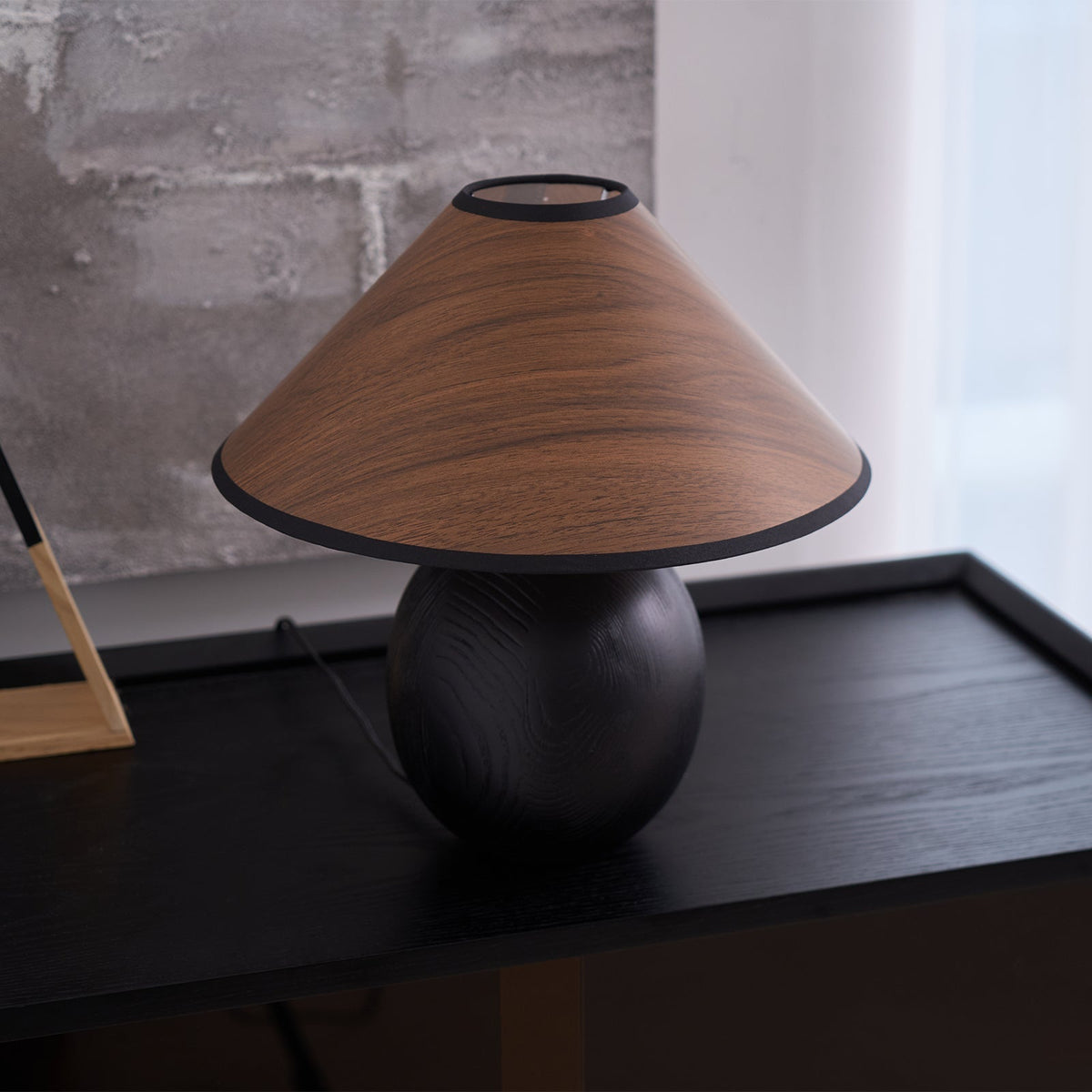 Calenena Table Lamp