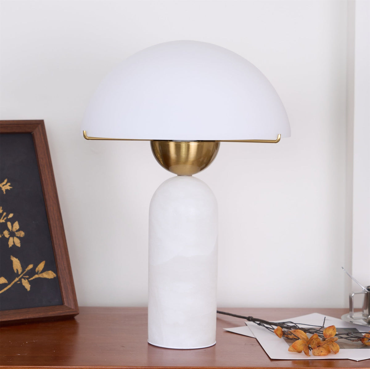 Tirixon Alabaster Table Lamp