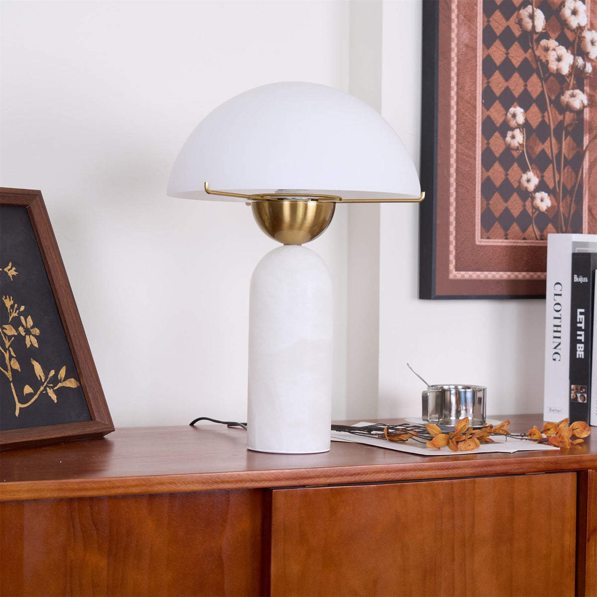 Tirixon Alabaster Table Lamp