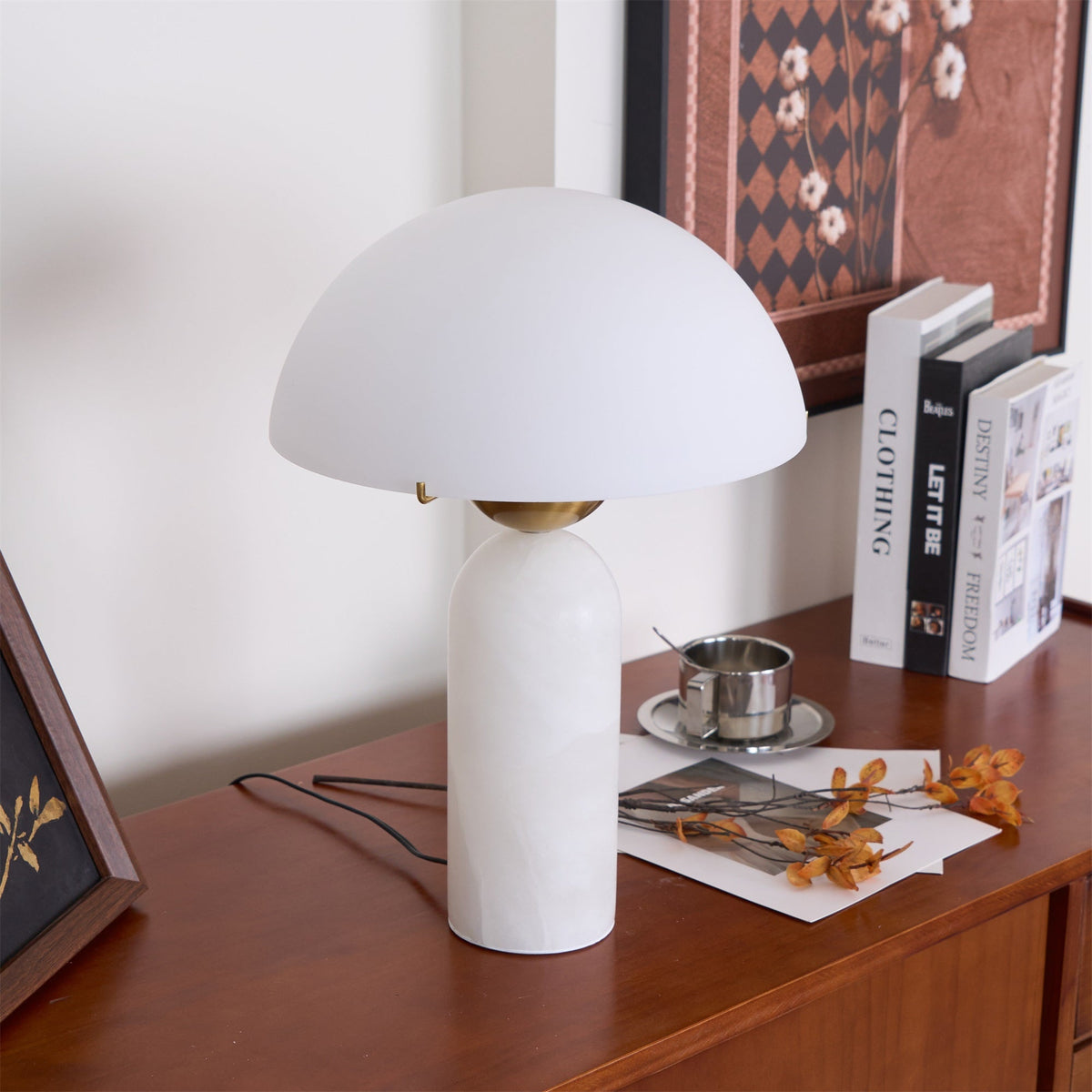 Tirixon Alabaster Table Lamp