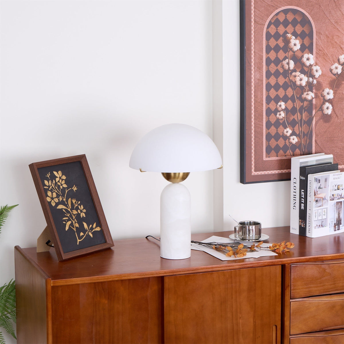 Tirixon Alabaster Table Lamp