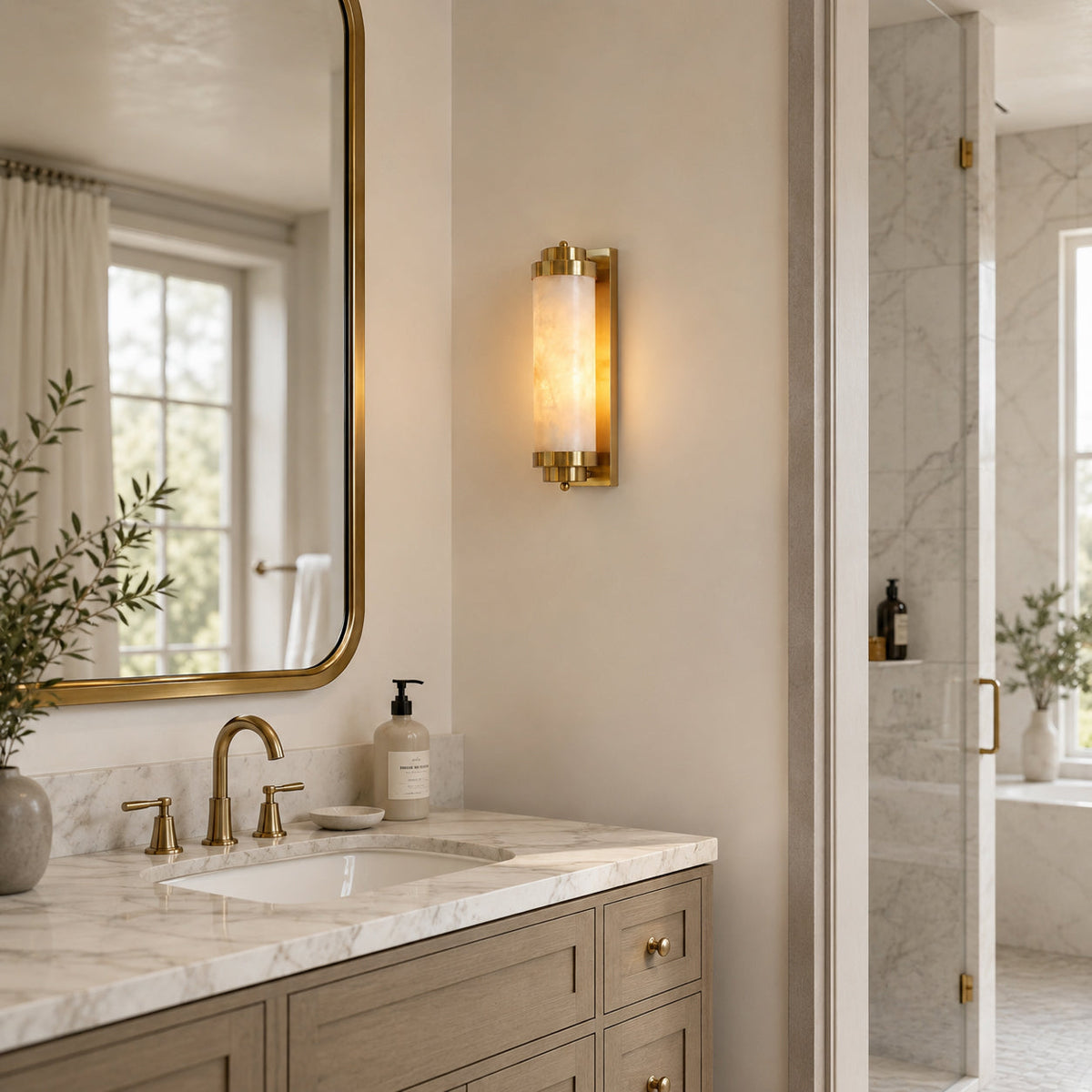 Veluella Wall Sconce