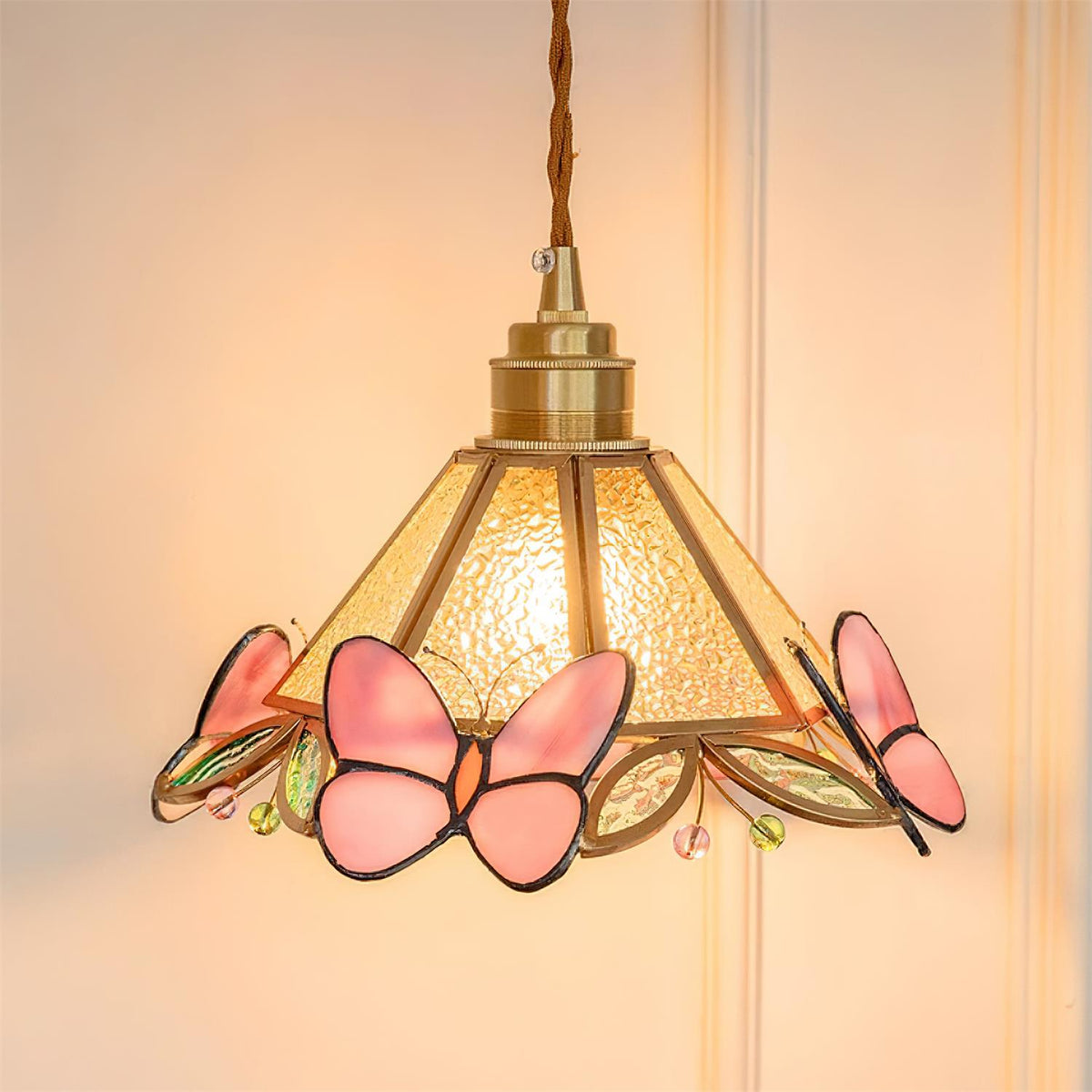 Pinky Pendant Light