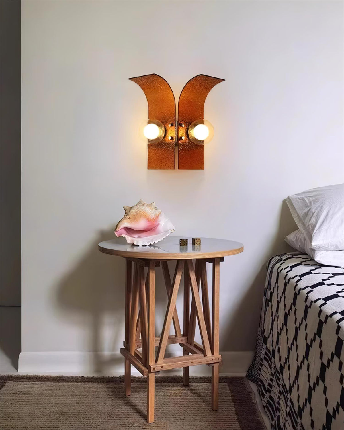 Declay Wall Light