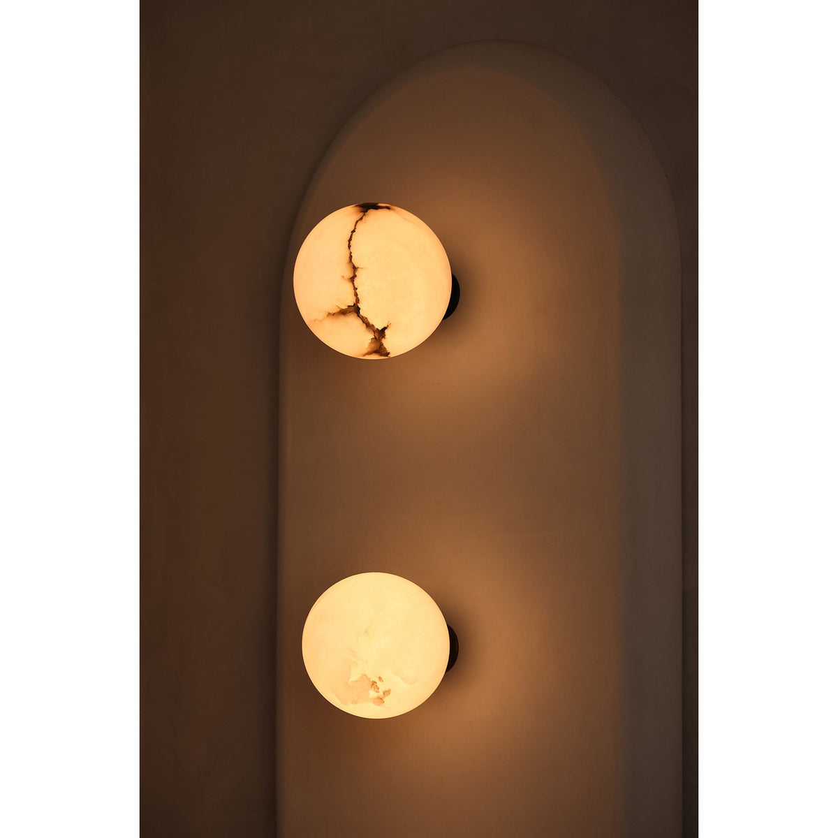 Planette Contemporary Alabaster Wall Lamp