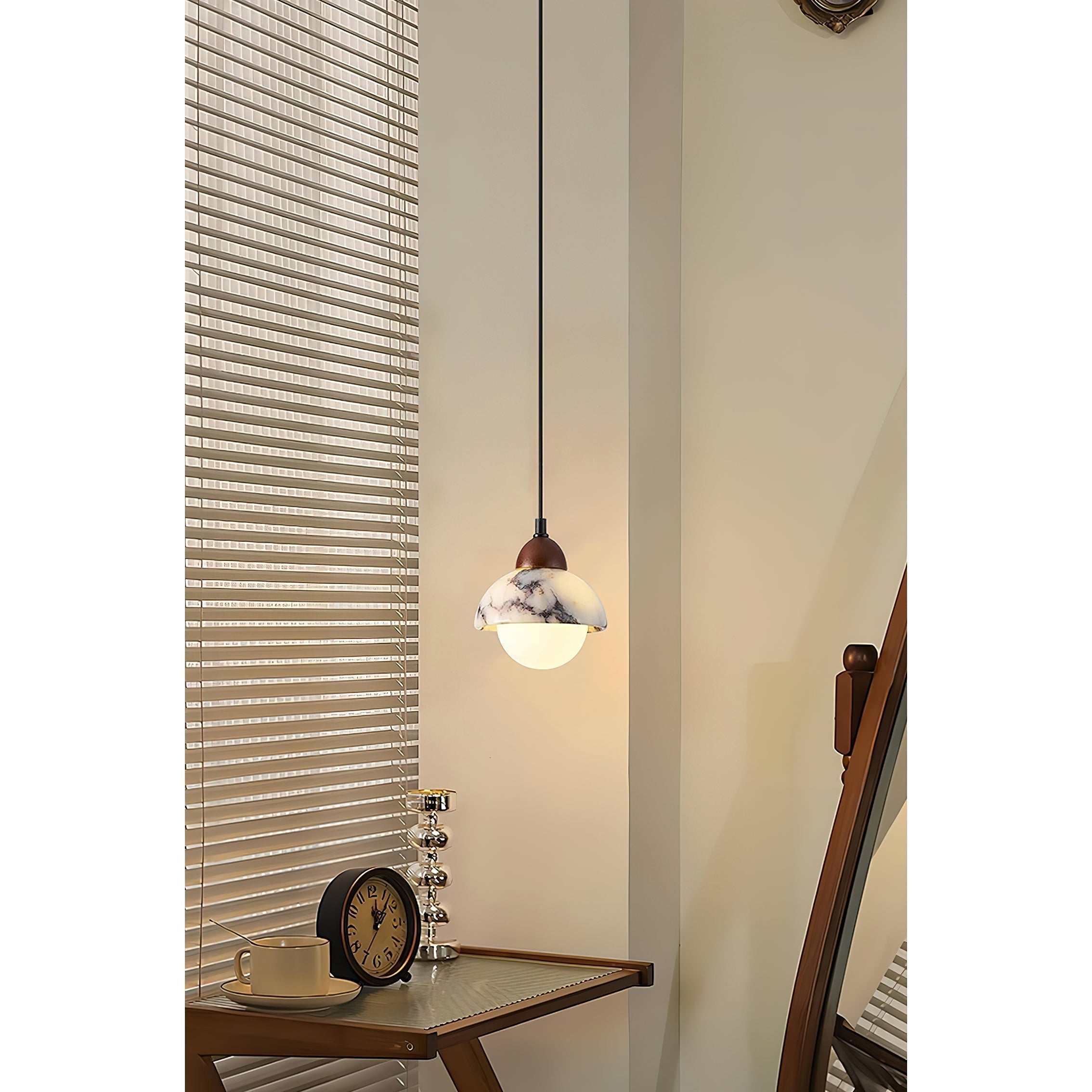 Vilaeisra Wooden Marble Pendant Lamp