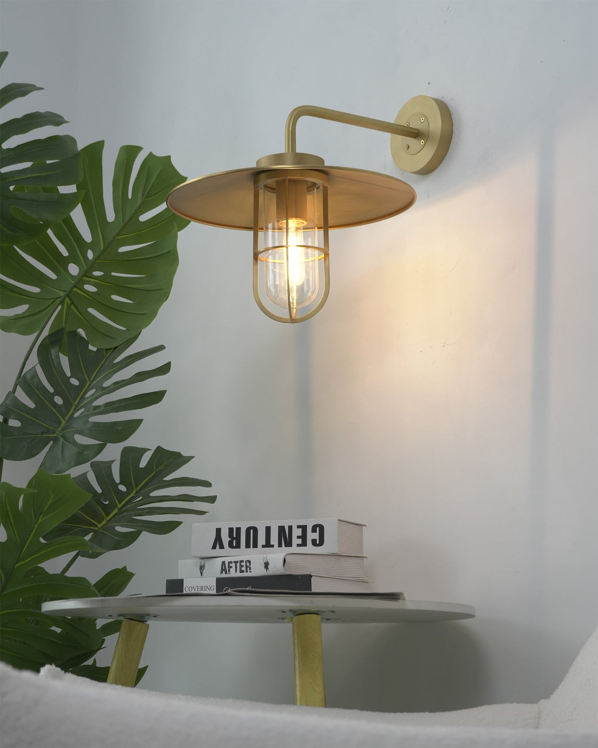 Harvelle Outdoor Light