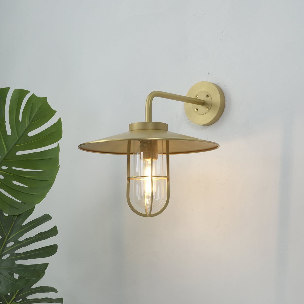 Harvelle Outdoor Light