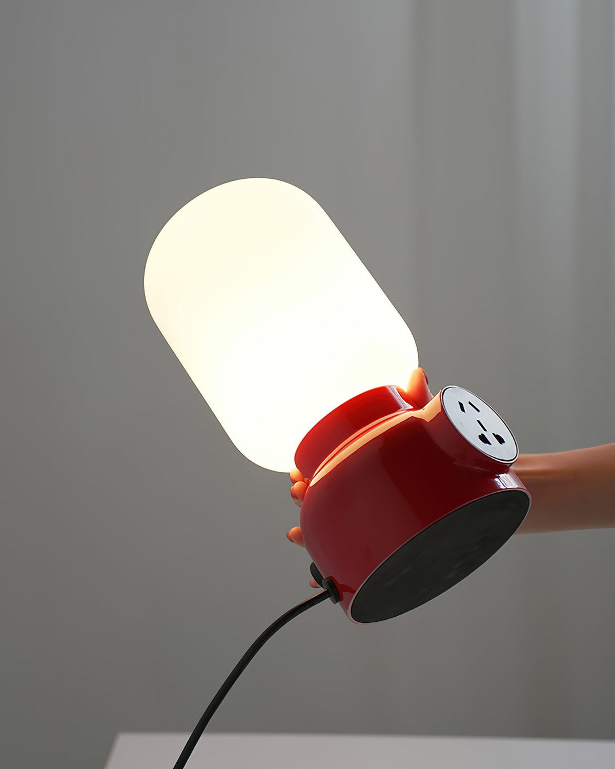 Sorenora Table Lamp
