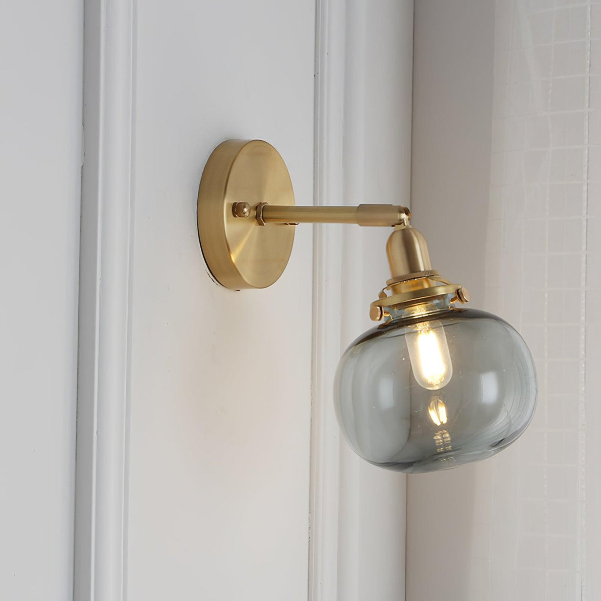 Riverine Wall Lamp