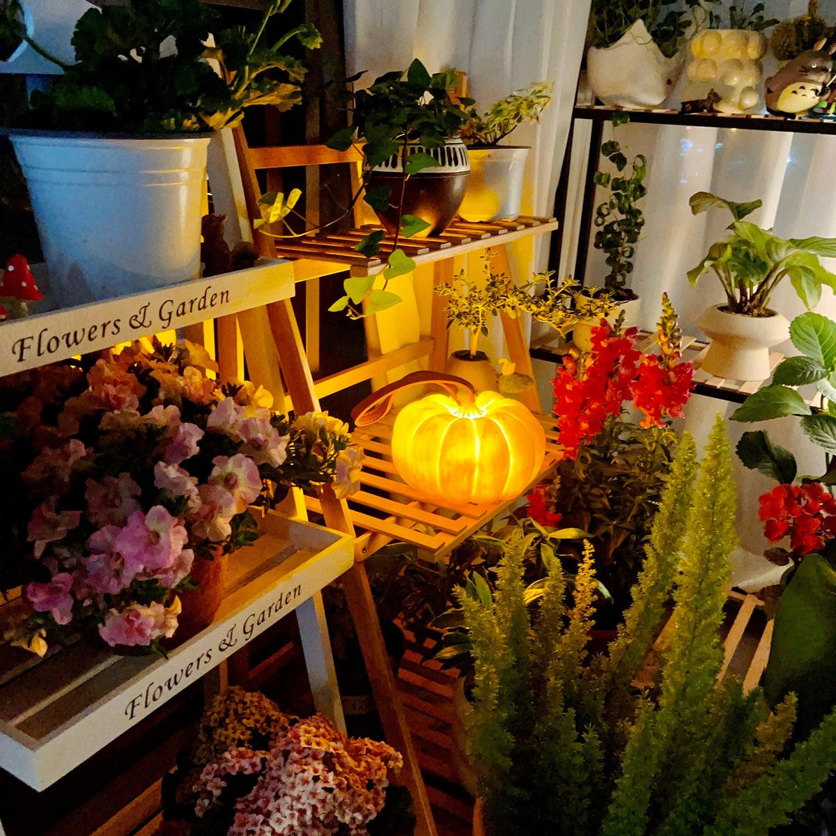 Miriaya Table Lamp
