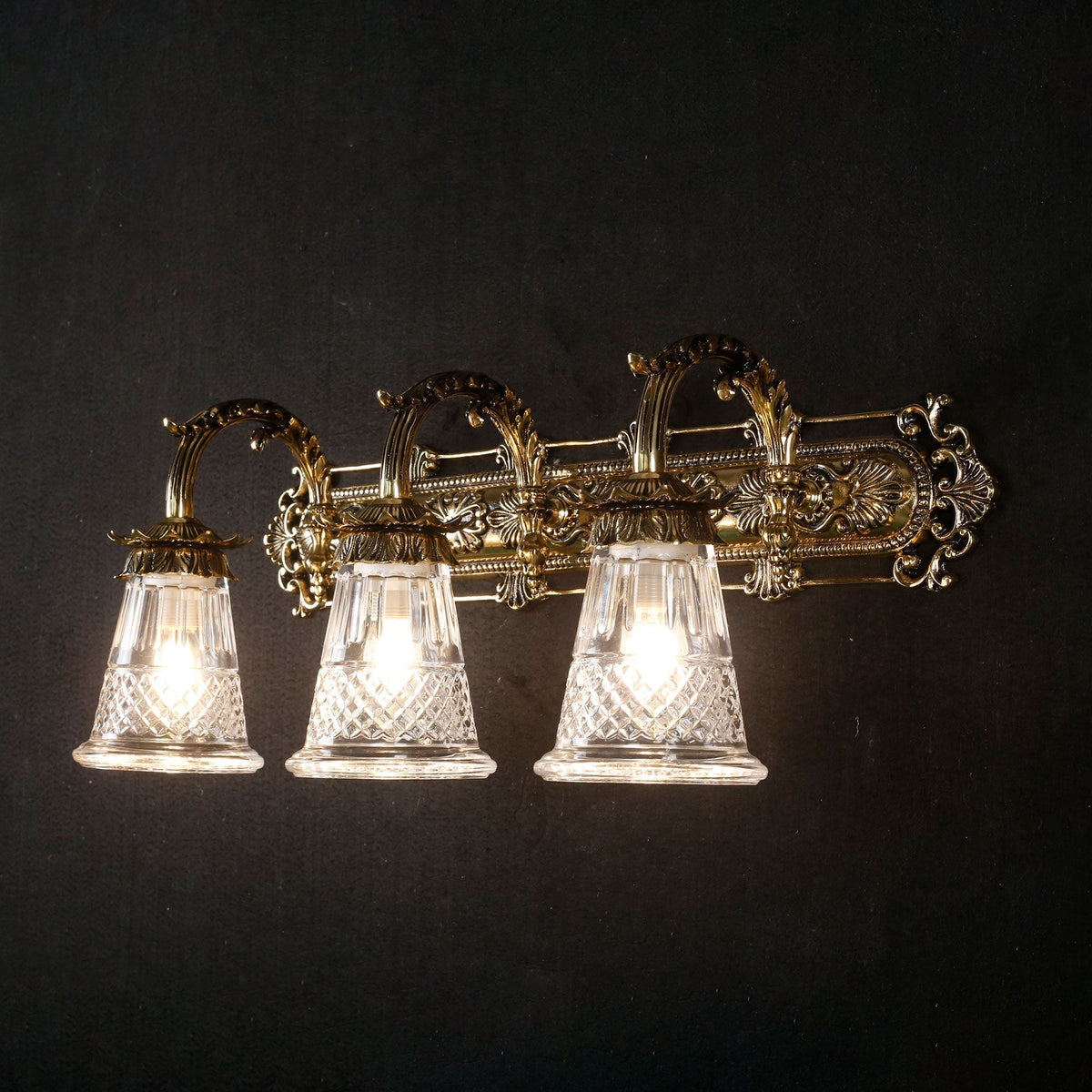 Elaivenne Glow Wall Sconce
