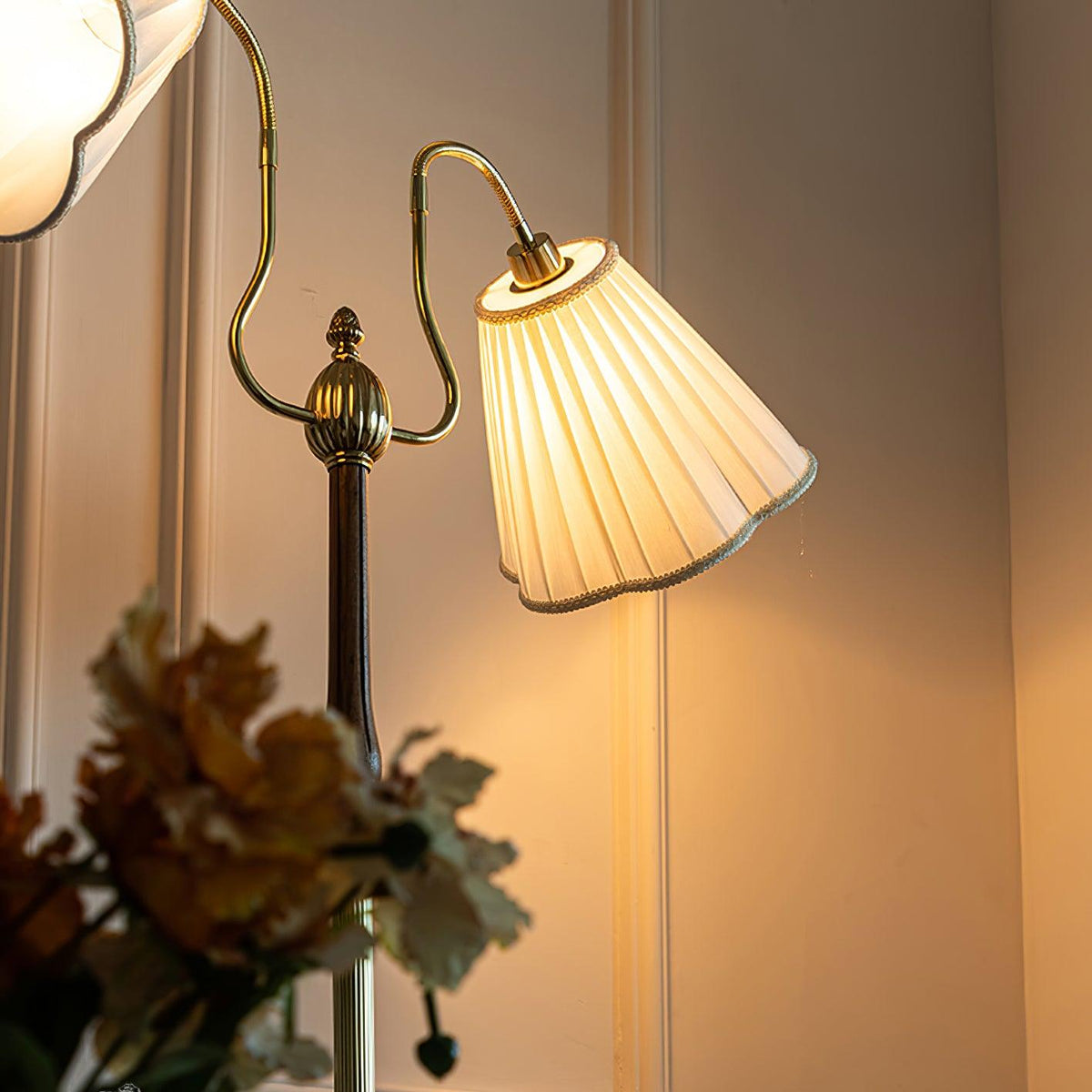 Noruia Floor Lamp