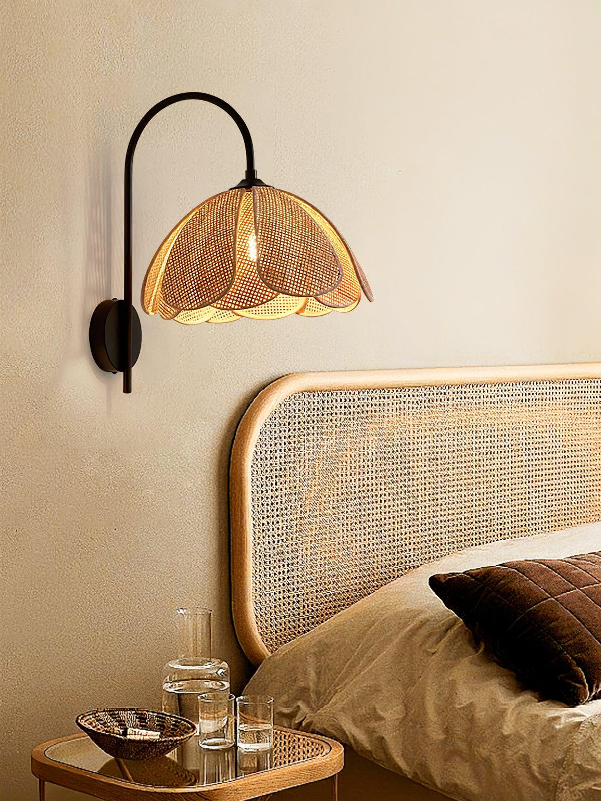 Edria Wall Lamp