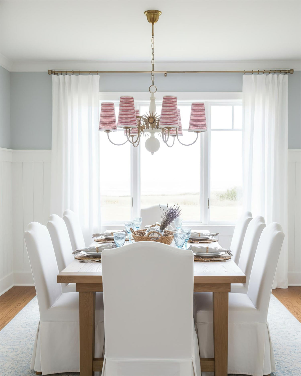 Rivanena Chandelier