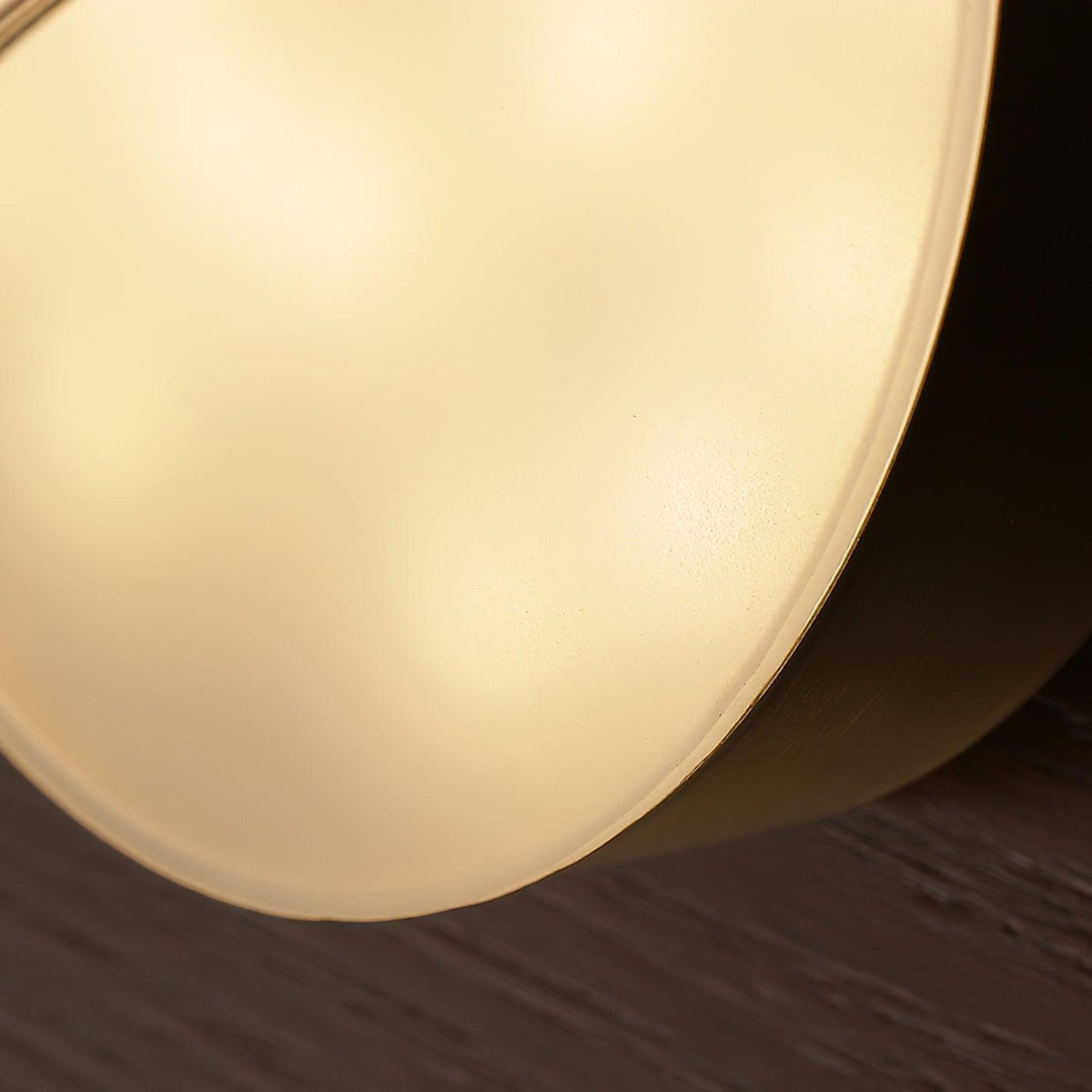 Elysso Wall Lamp