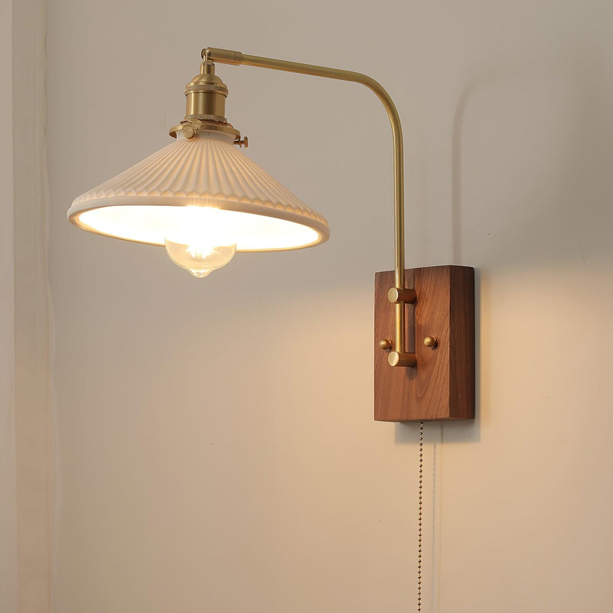 Fayel Wall Lamp