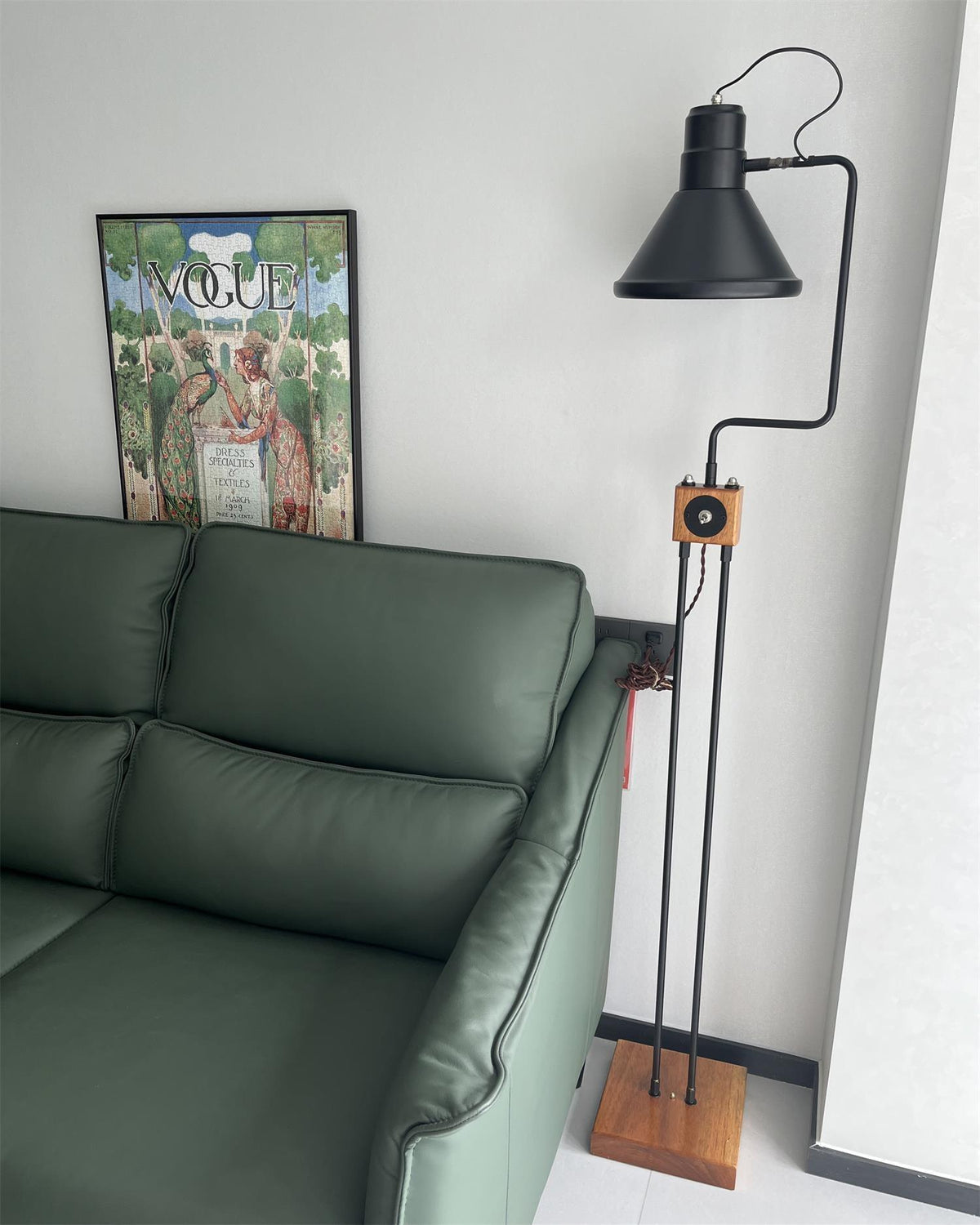 Terieria Floor Lamp