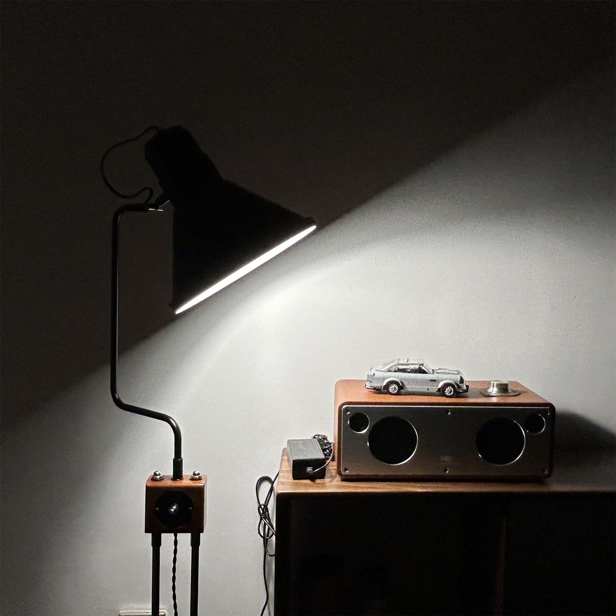 Terieria Floor Lamp