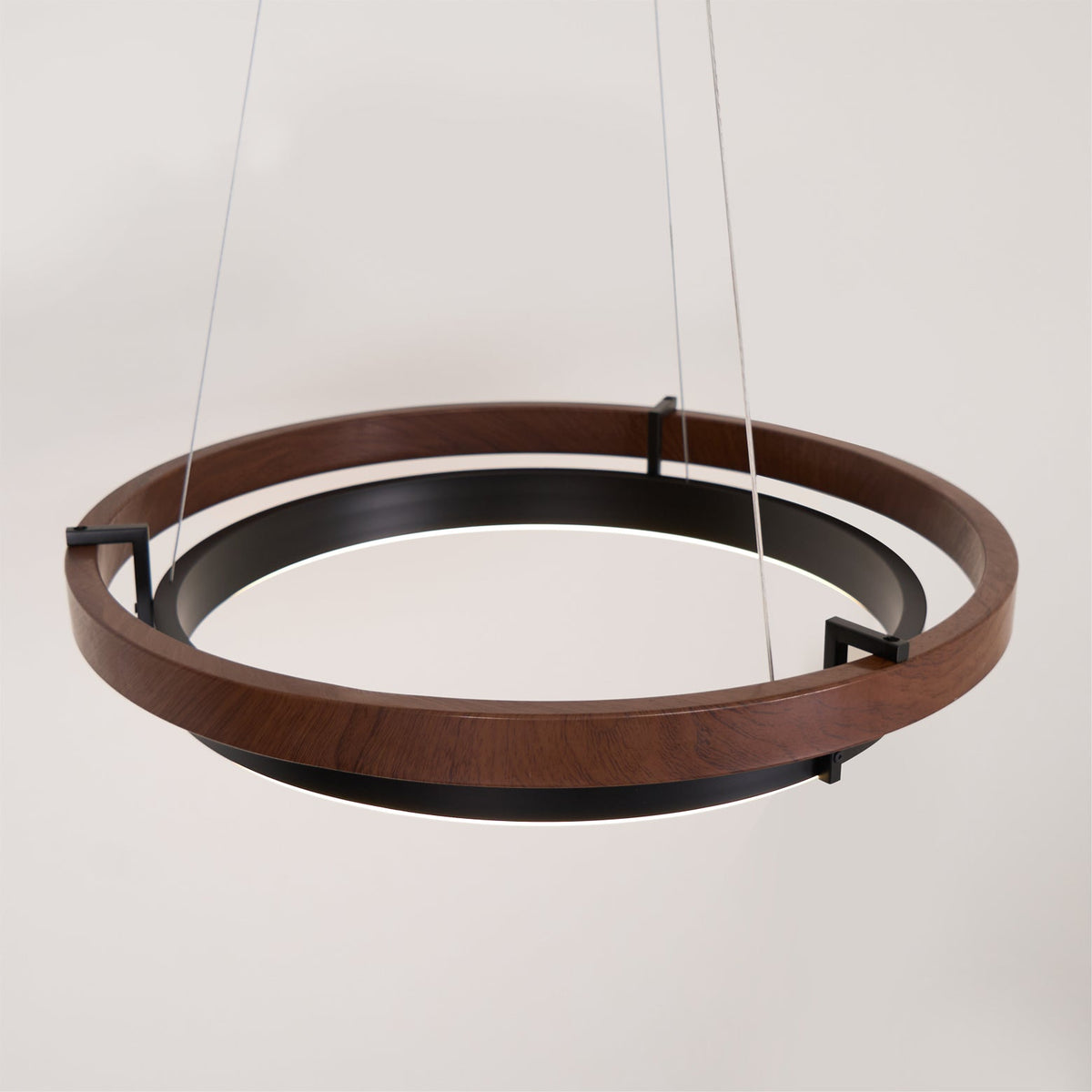 Tirinun Ring Wood Chandelier