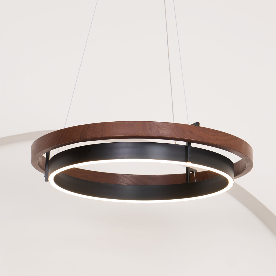 Tirinun Ring Wood Chandelier