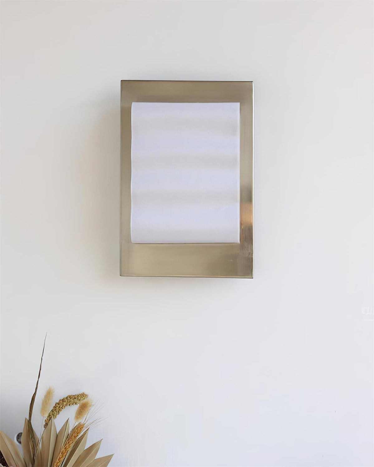 Selisella Wall Lamp
