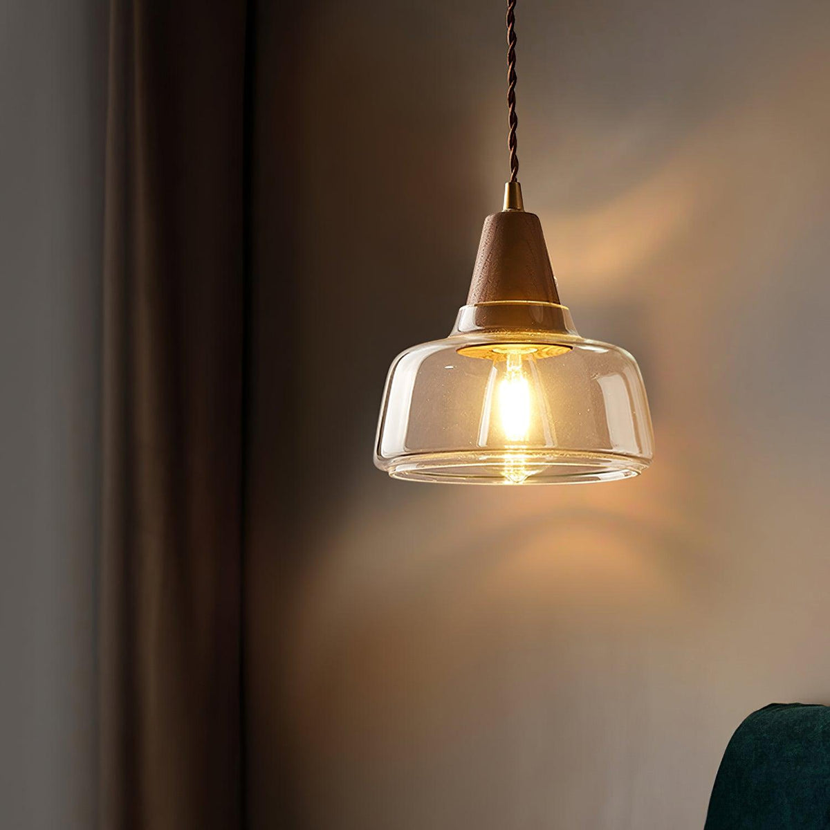 Cikened Wall Lamp