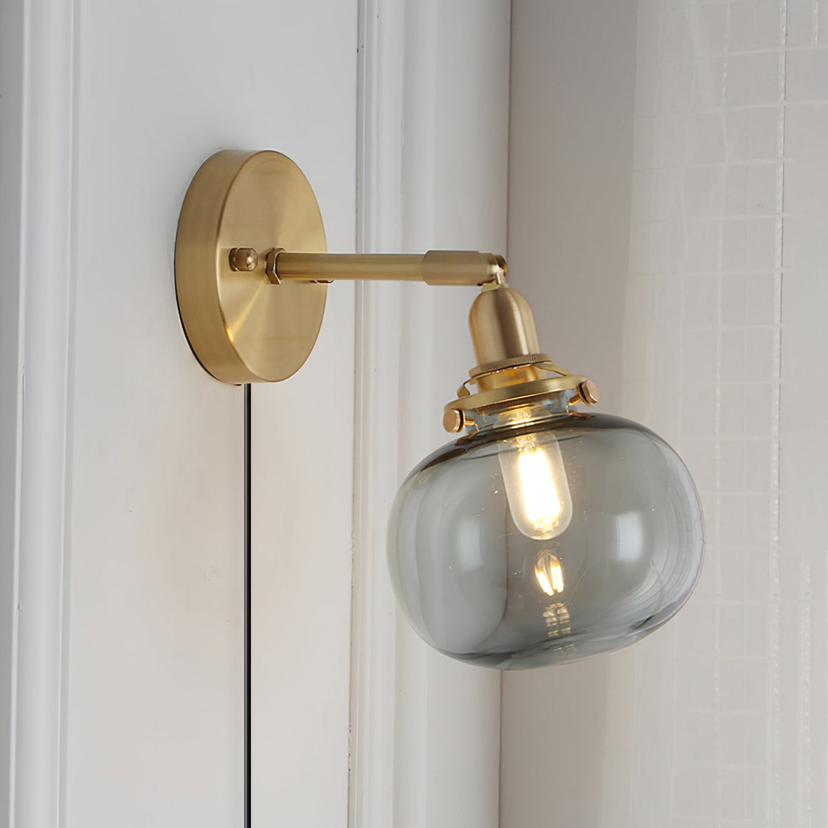 Riverine Wall Lamp