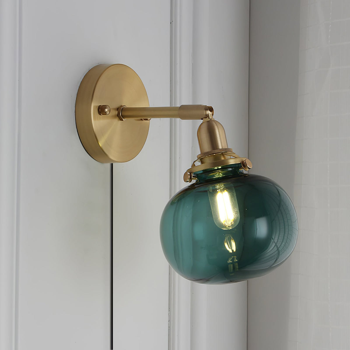 Riverine Wall Lamp