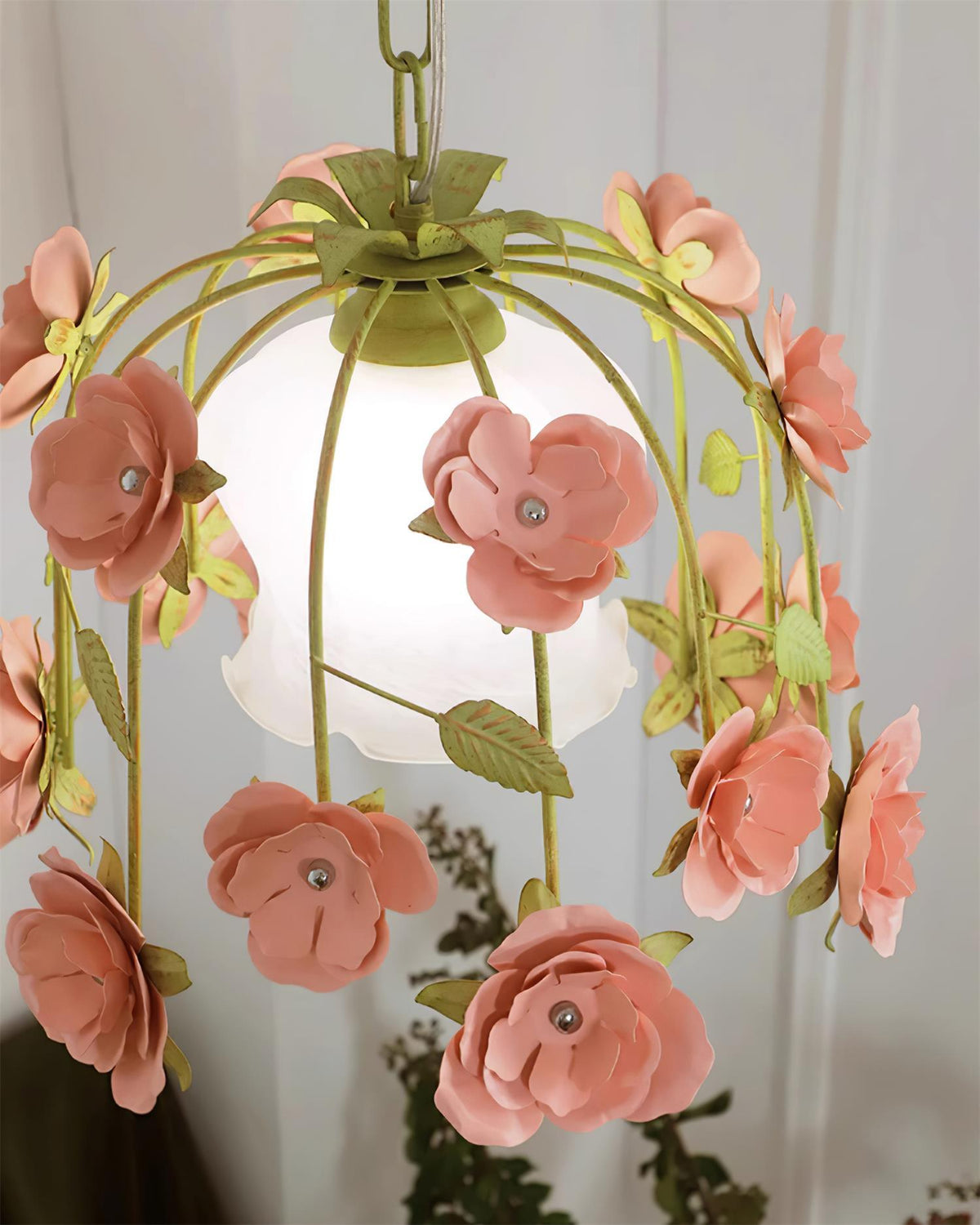 Bellova Chandelier