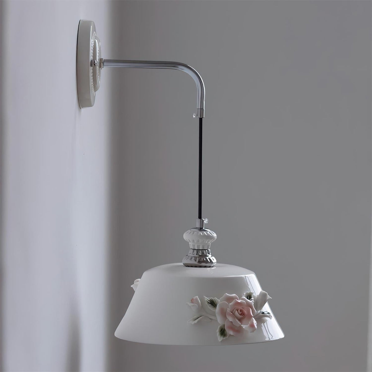Elaarora Wall Lamp