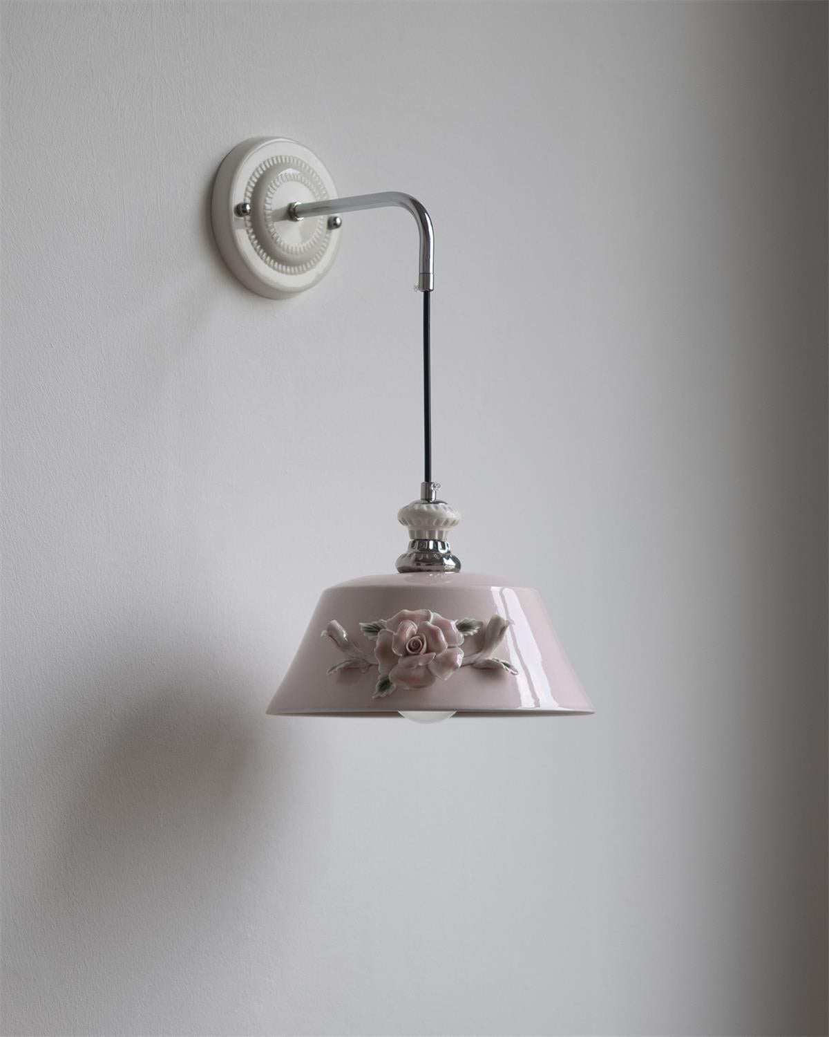 Elaarora Wall Lamp