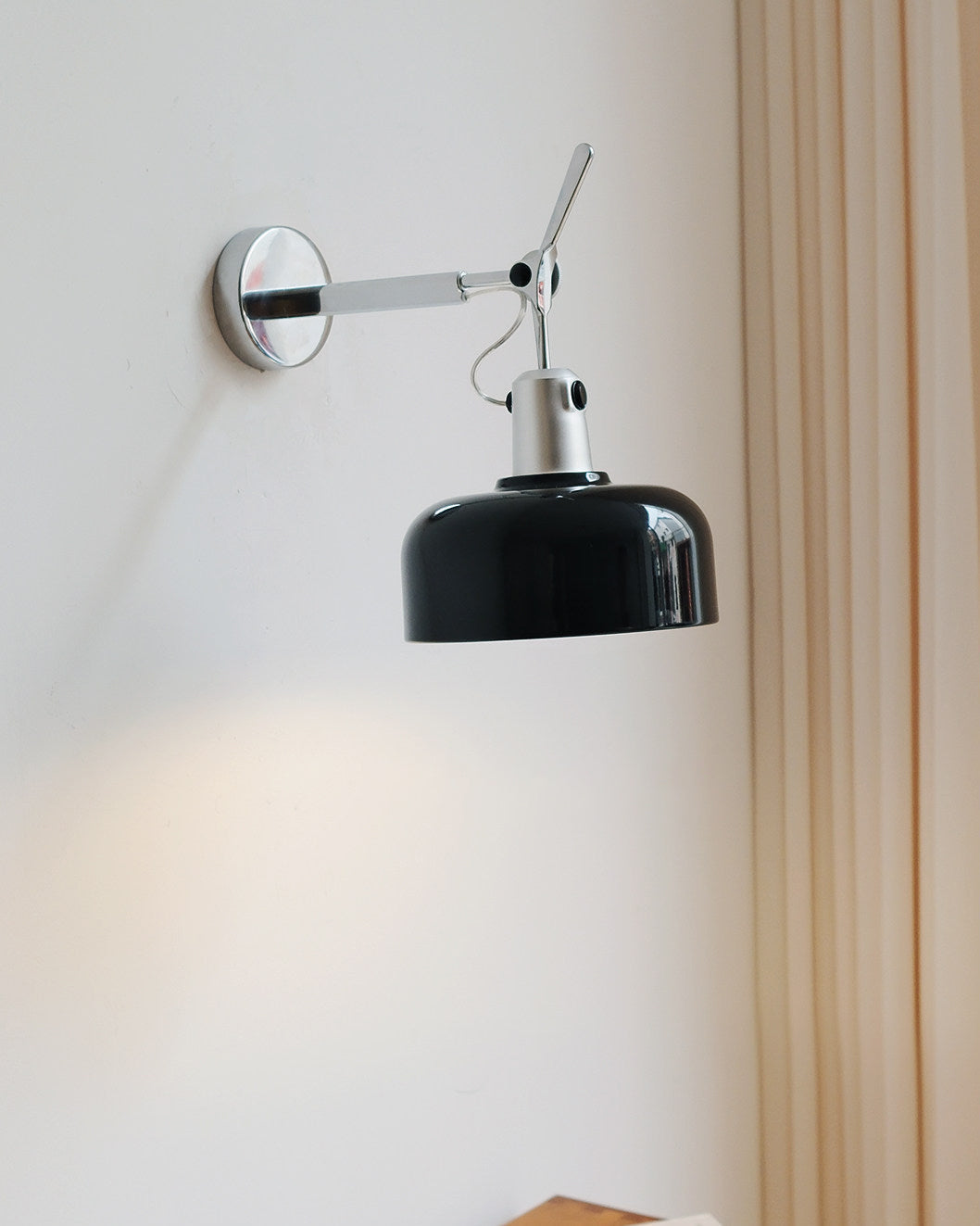 Elaenette Wall Light
