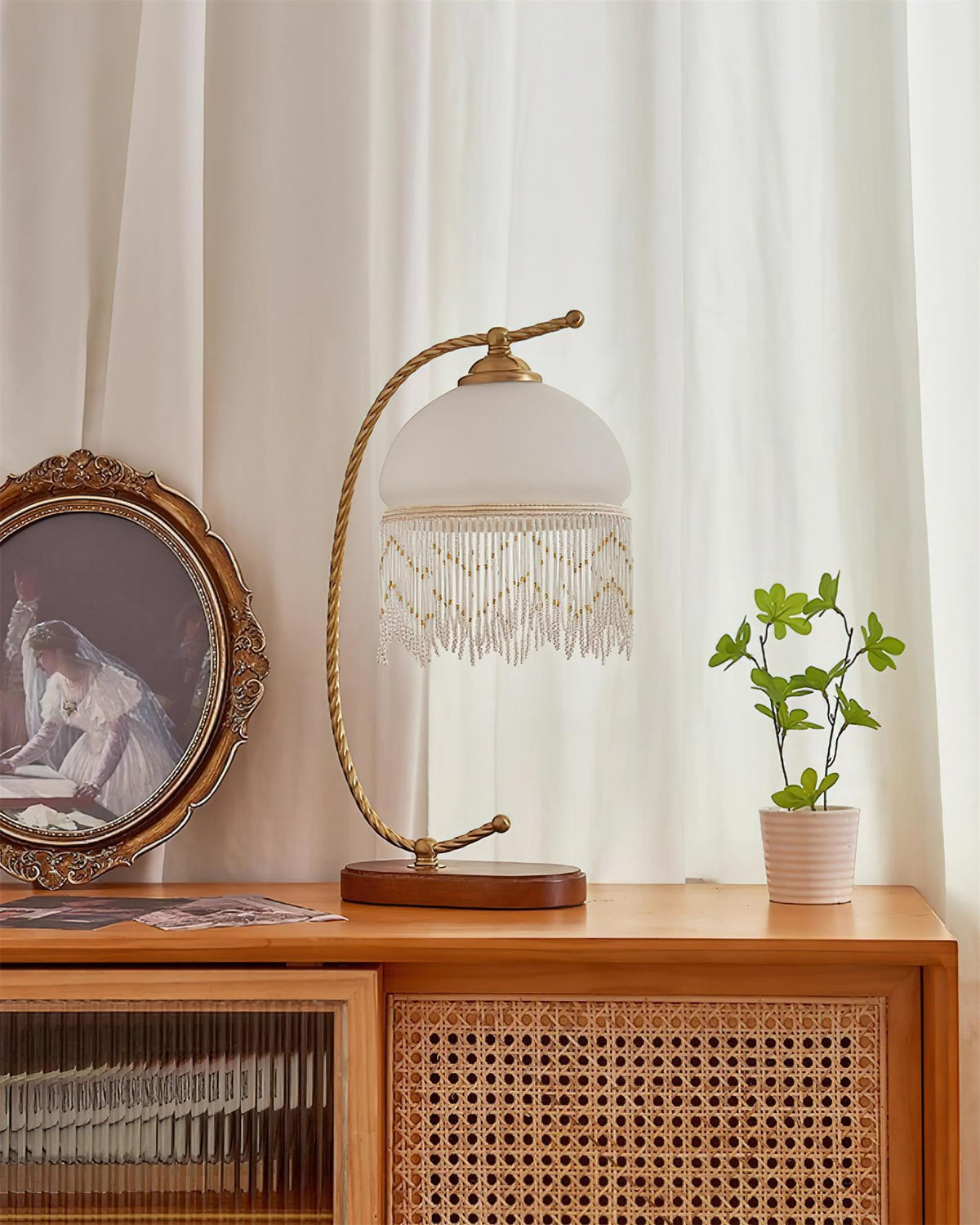 Noriise Table Lamp