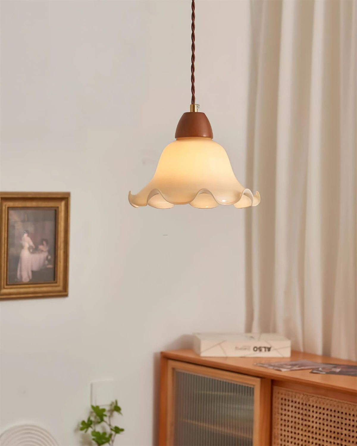 Glyna Wavy Pendant Light