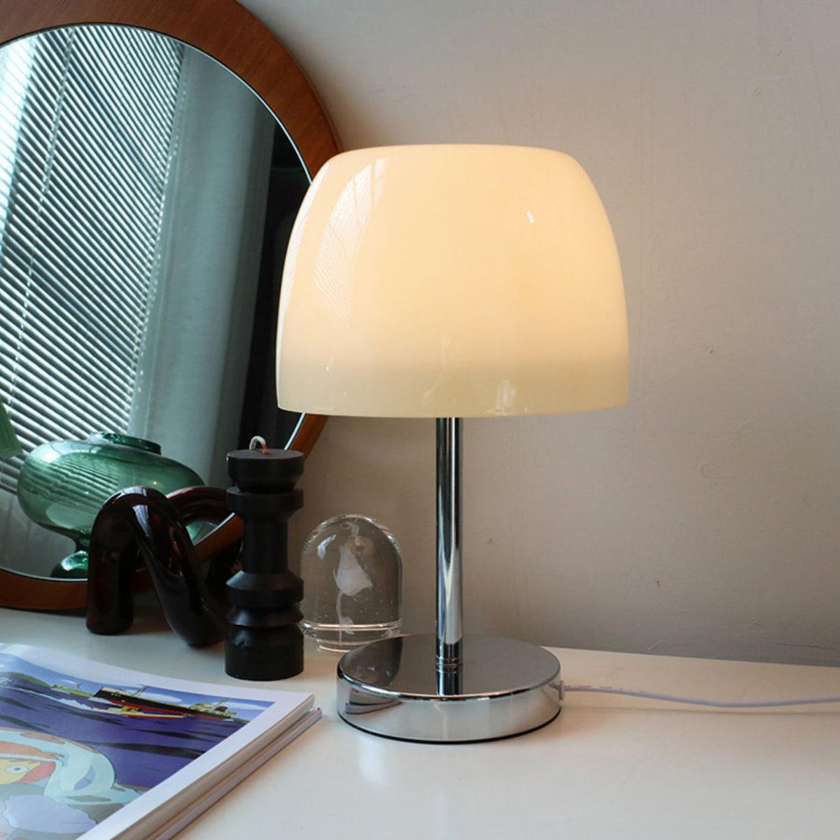 Mirinira Table Lamp