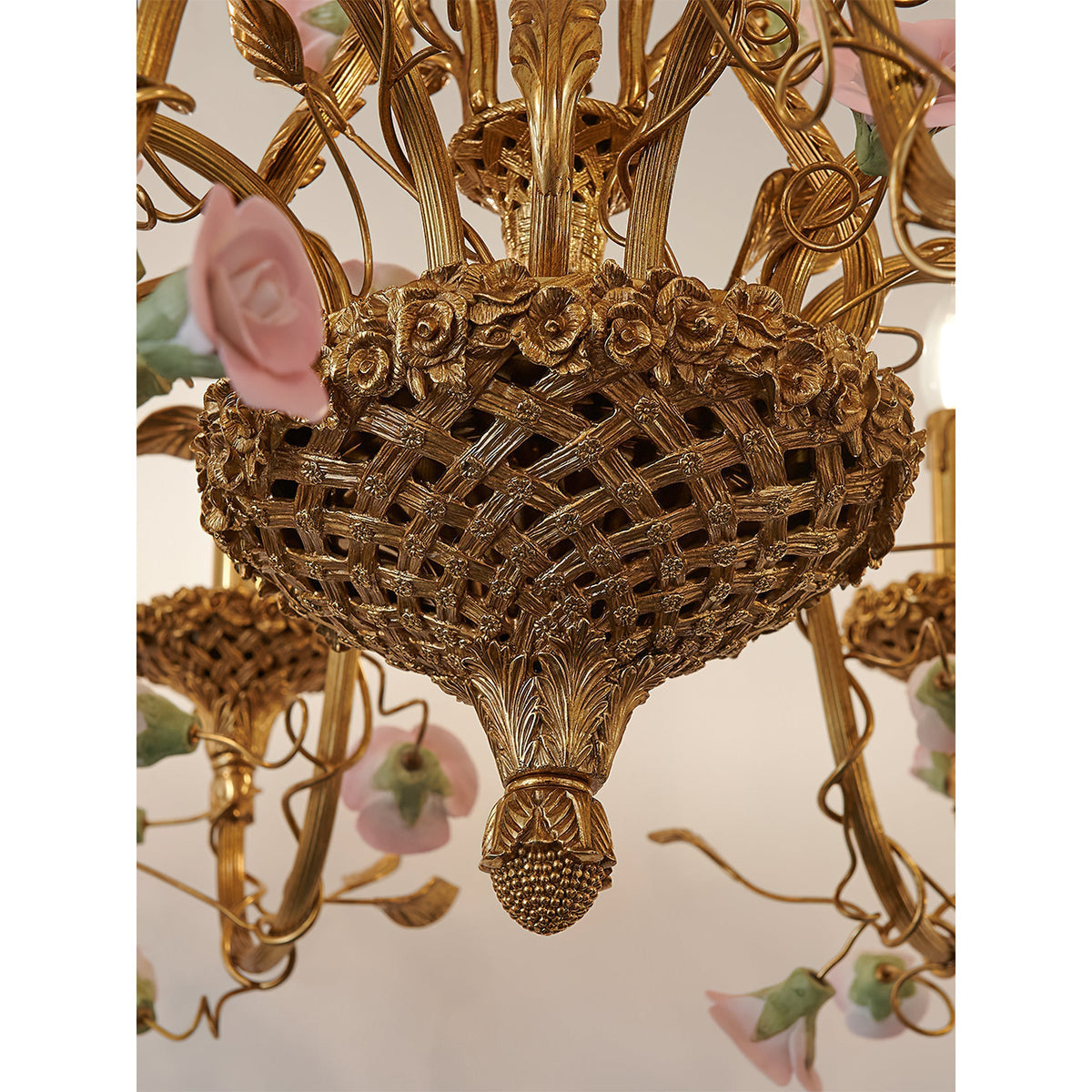 Teriariel Flowers Chandelier