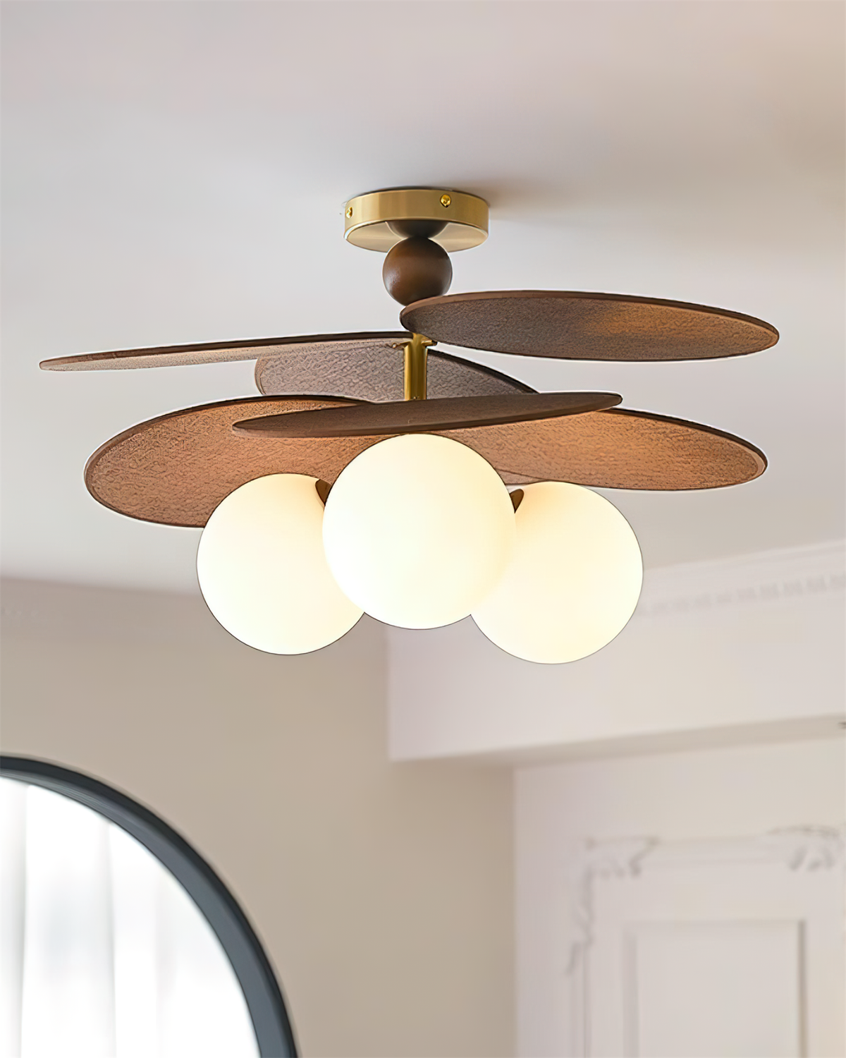 Eldo Ceiling Light