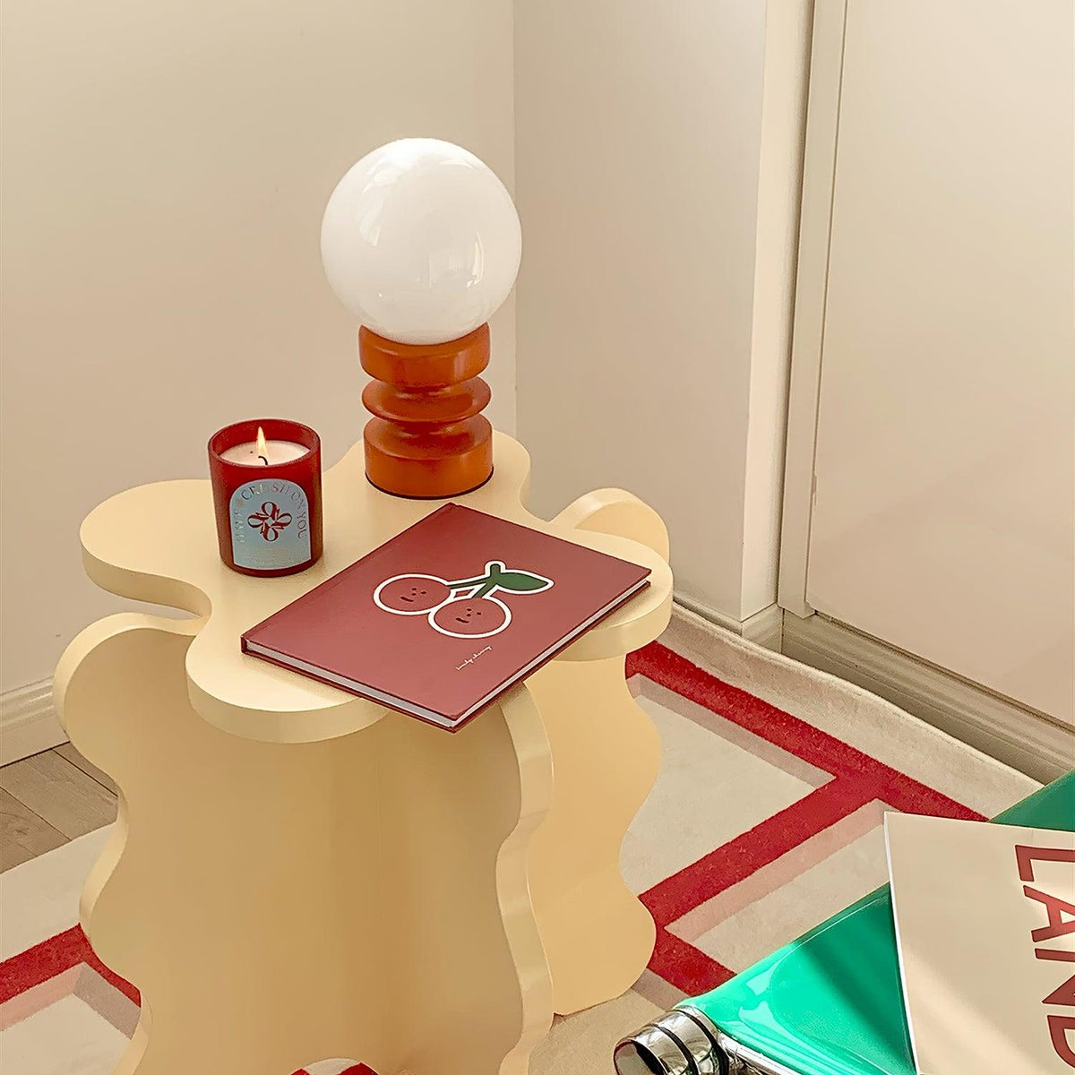 Sorinira Table Lamp