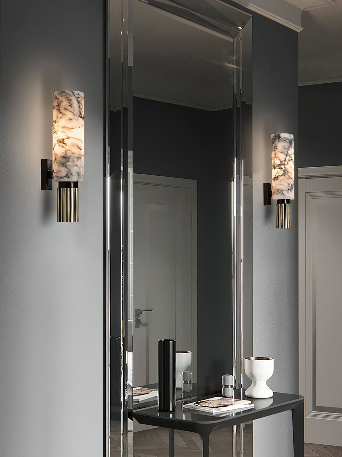 Viraiveria Wall Lamp