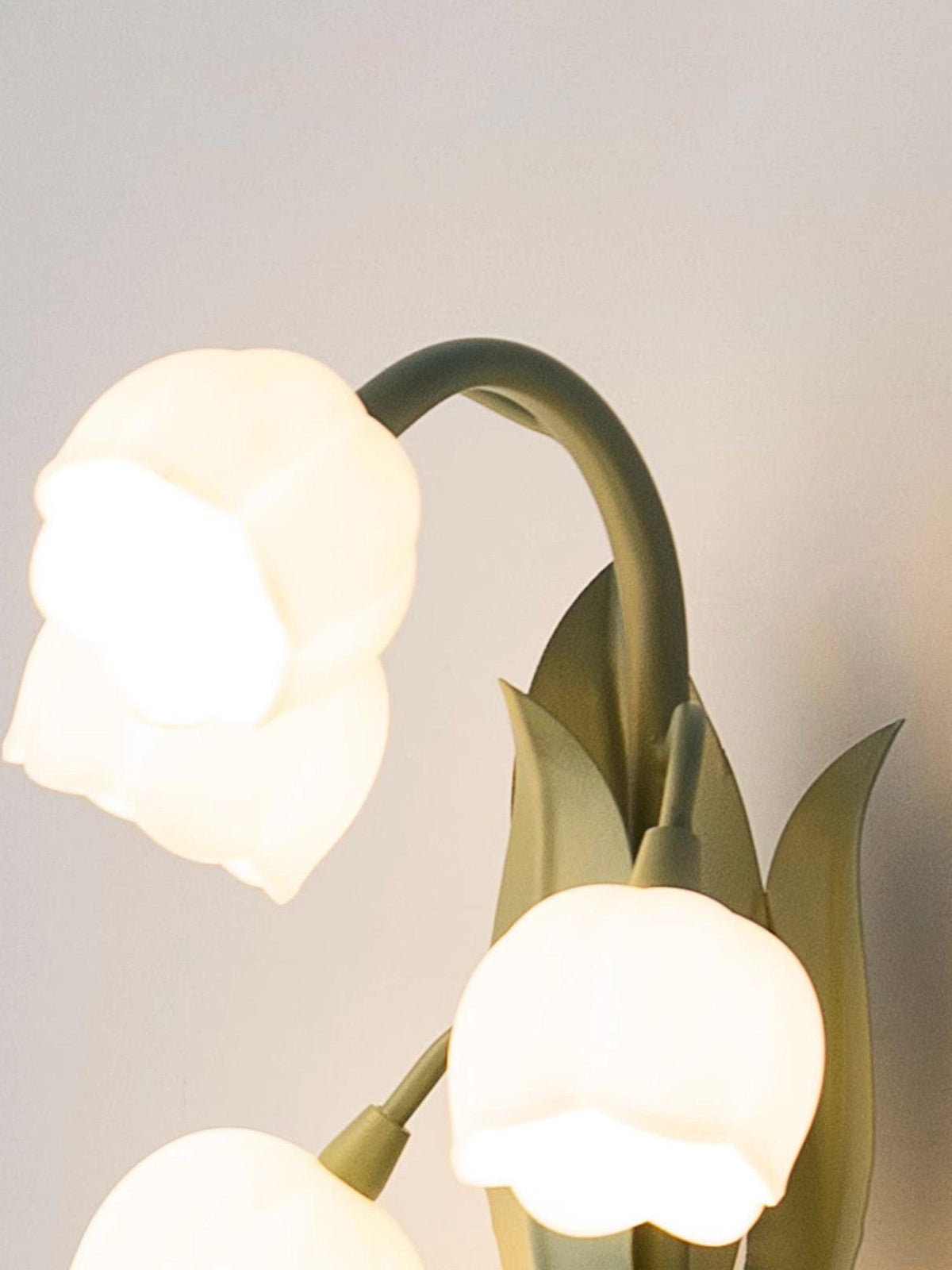 Viraaise Wall Lamp