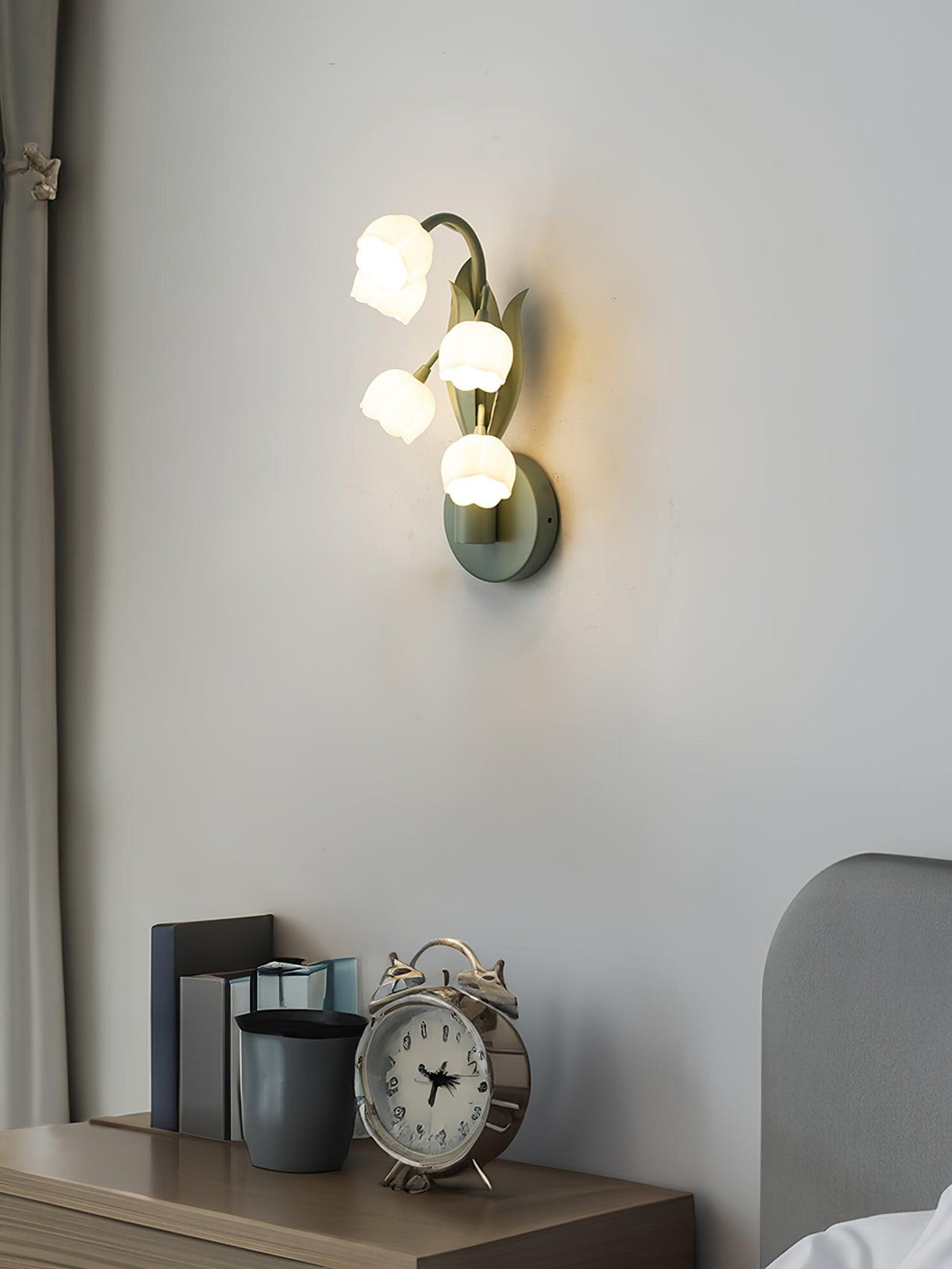 Viraaise Wall Lamp