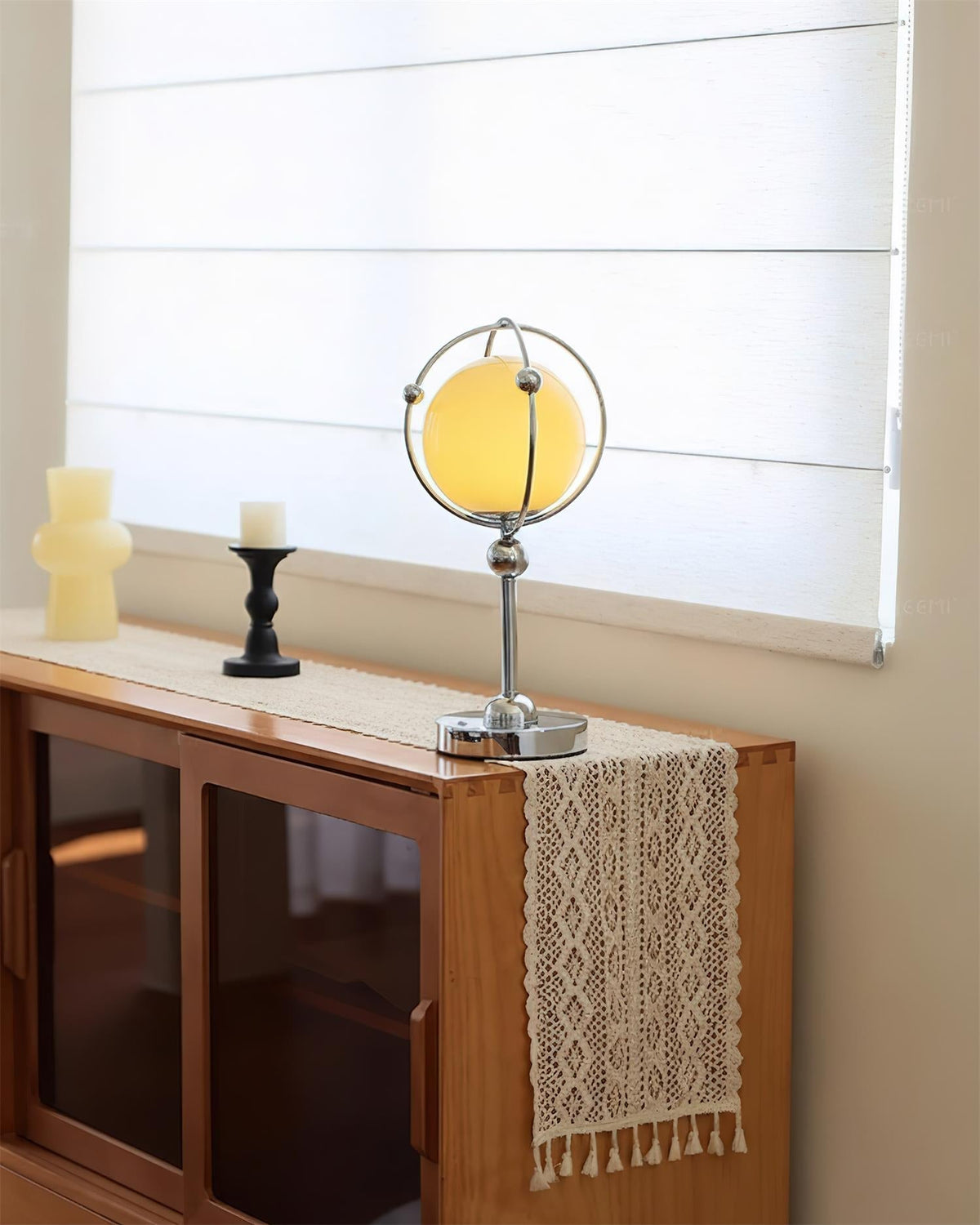 Aveniia Hoop Table Lamp