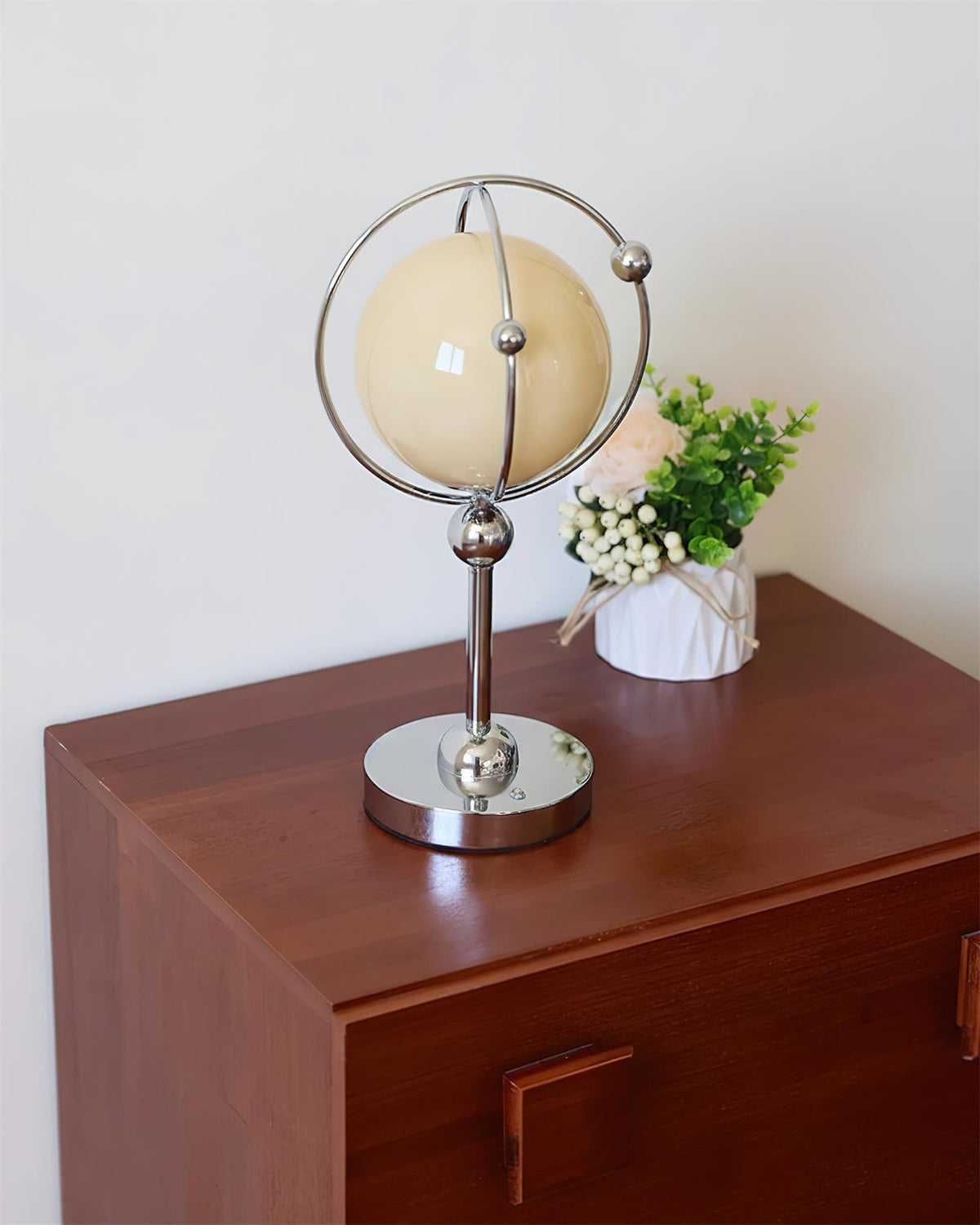 Aveniia Hoop Table Lamp